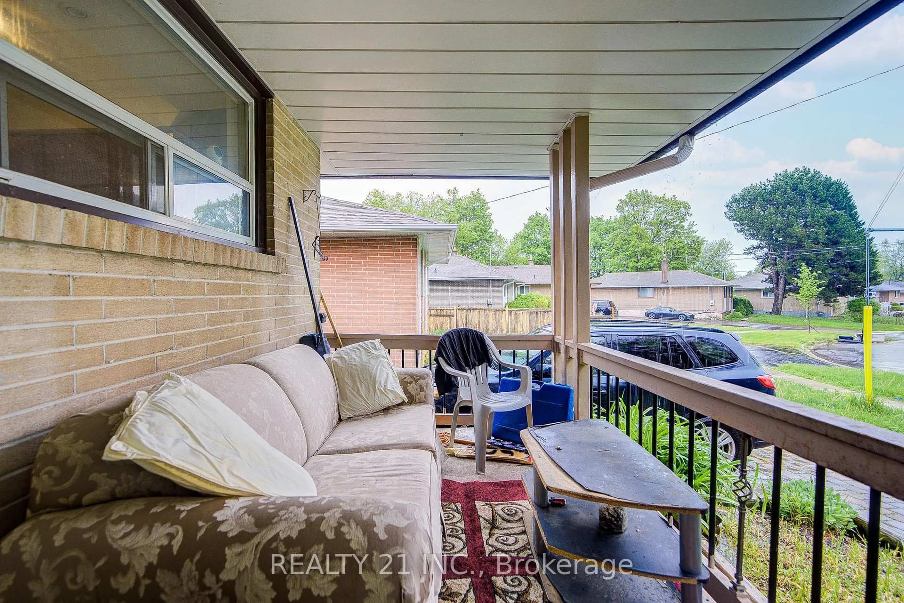 Patio, water/lake/river/ocean view for 44 Sundance Cres, Toronto Ontario M1G 2M2