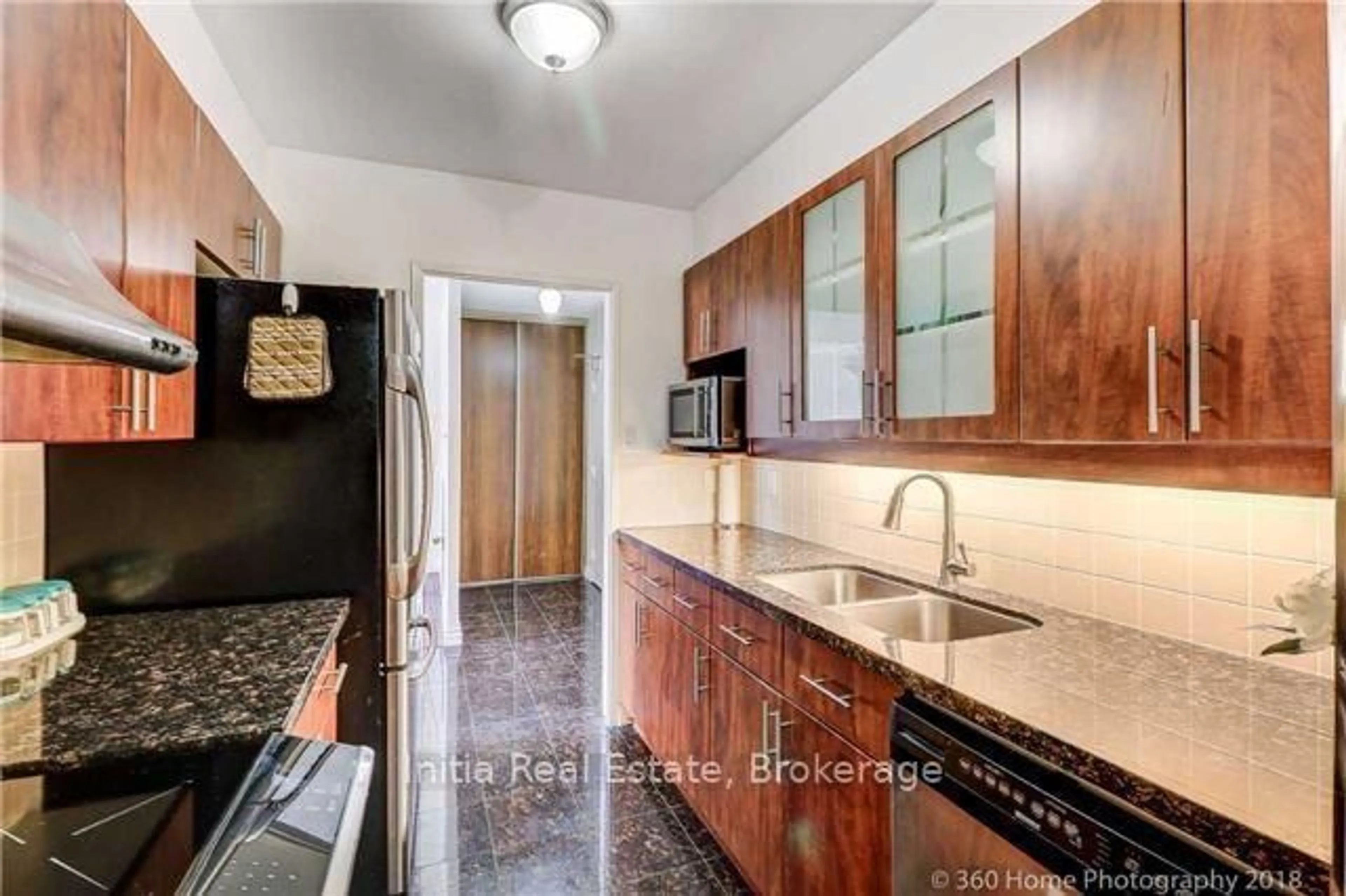 Standard kitchen, ceramic/tile floor for 25 Silver Springs Blvd #406, Toronto Ontario M1V 1M9