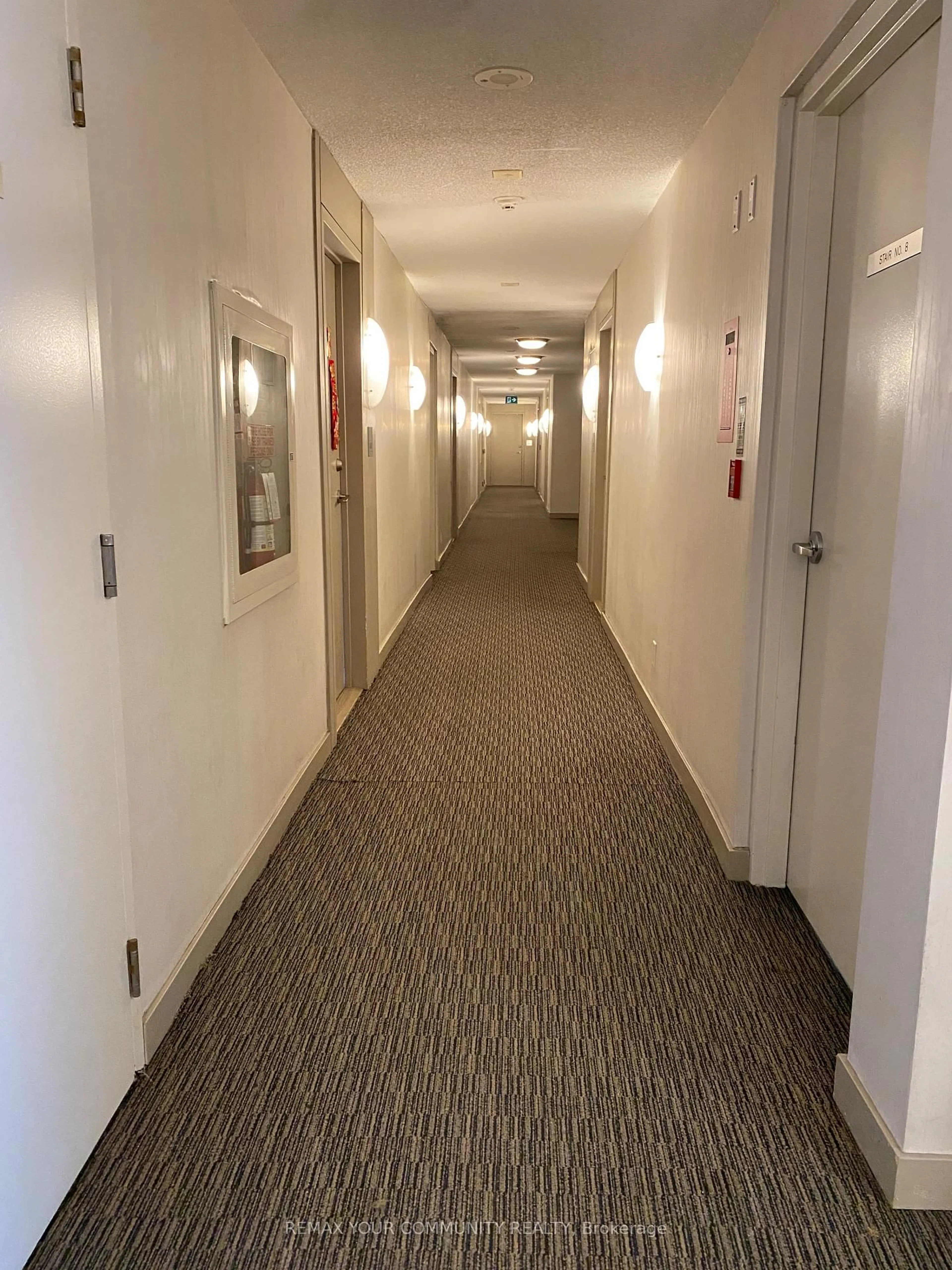 Unknown for 38 Lee Centre Dr #3002, Toronto Ontario M1H 3J7