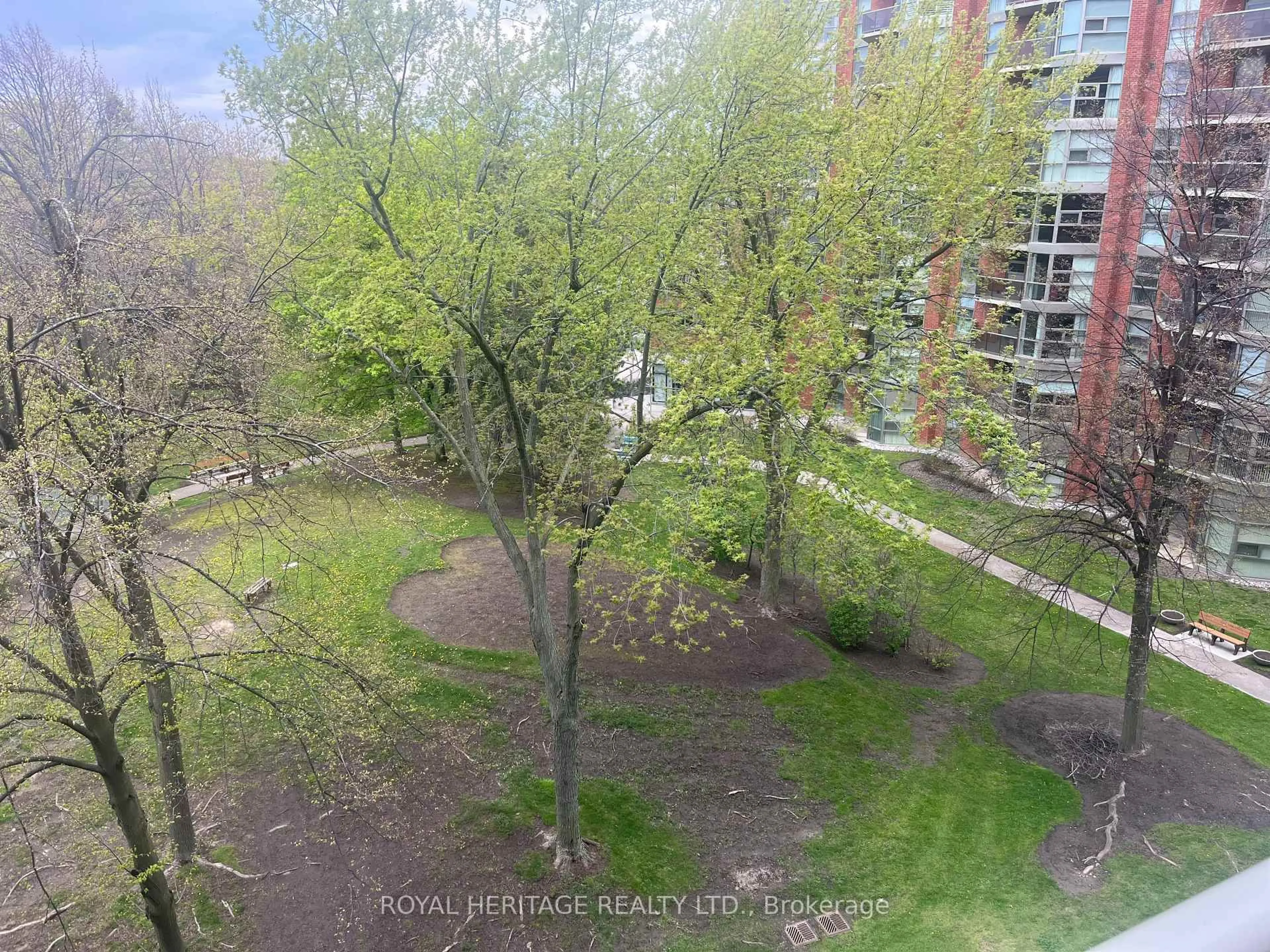 A pic from outside/outdoor area/front of a property/back of a property/a pic from drone, forest/trees view for 20 Dean Park Rd #617, Toronto Ontario M1B 3G9