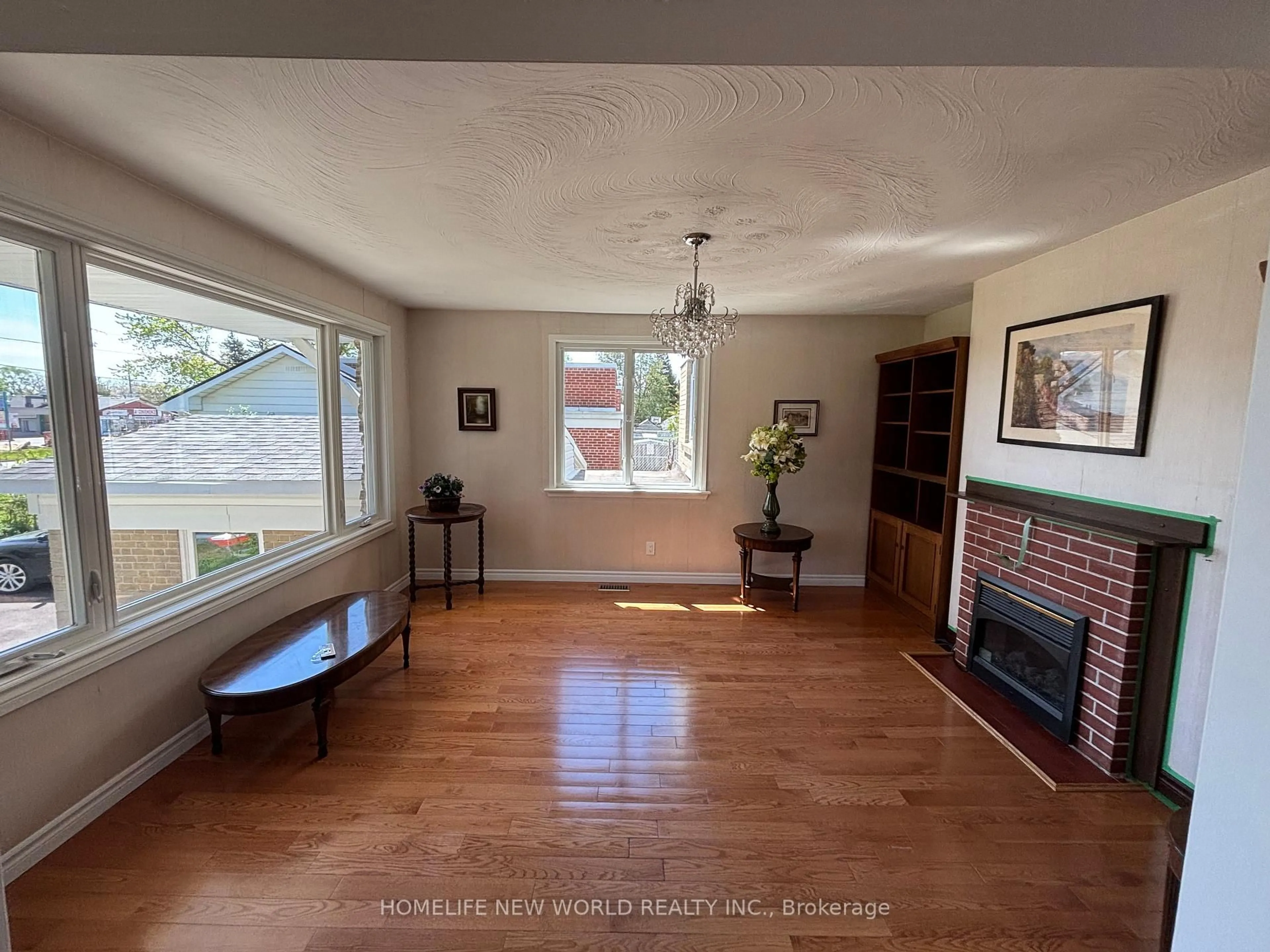 A pic of a room for 162 Morningside Ave, Toronto Ontario M1E 3C9