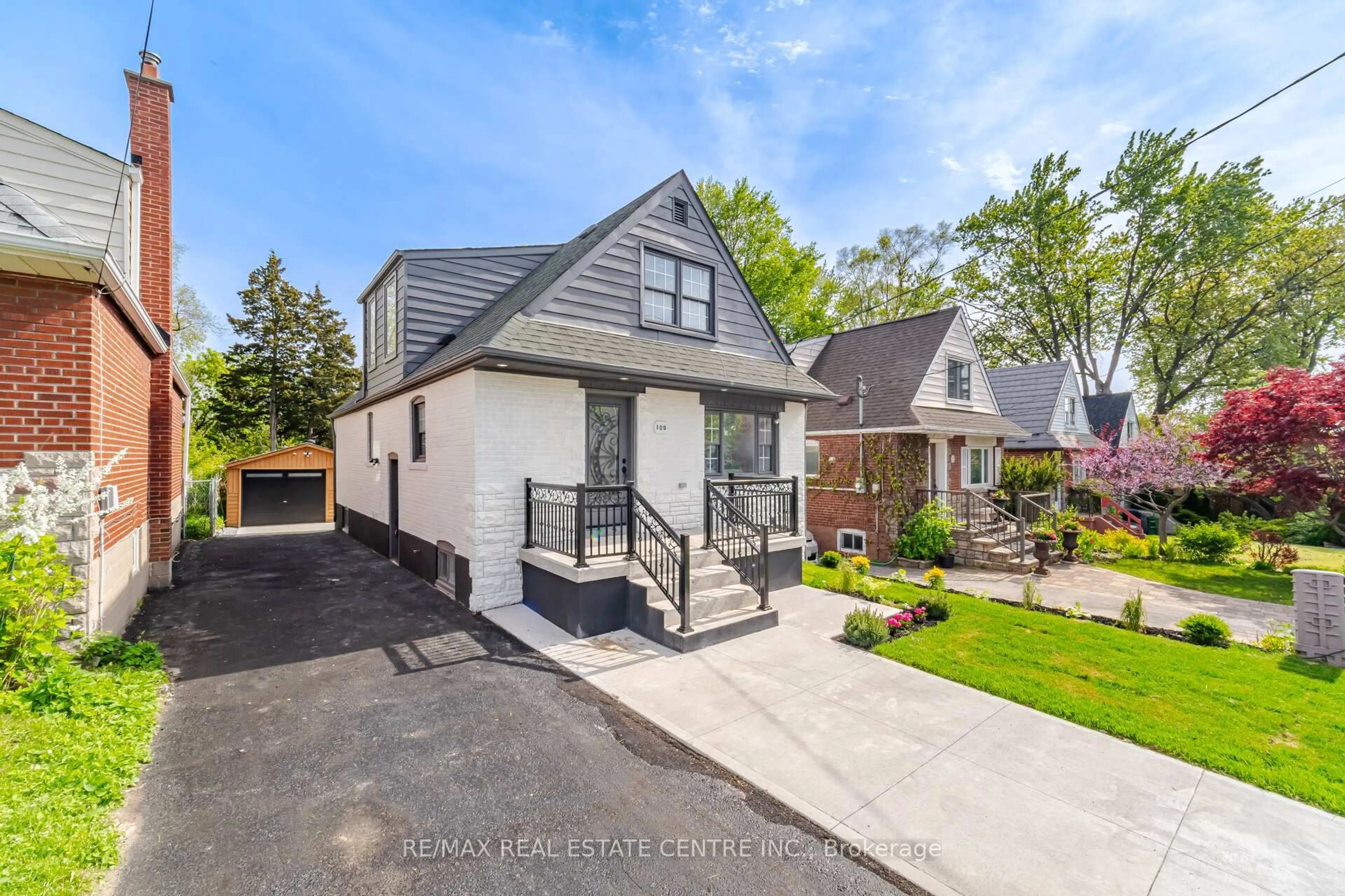 Home with vinyl exterior material, street for 109 Glencrest Blvd, Toronto Ontario M4B 1L9