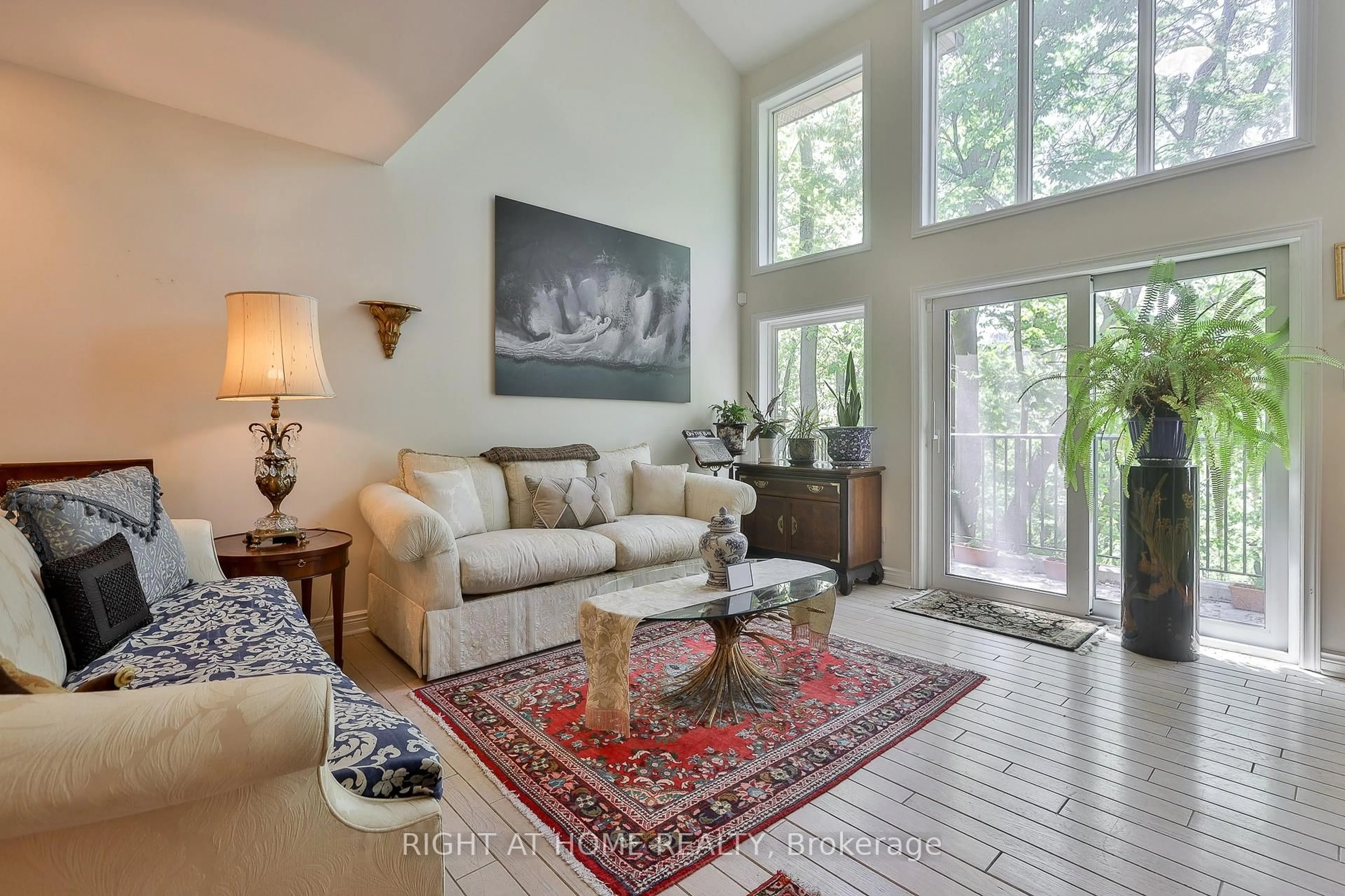 Living room with furniture, unknown for 18 Doncrest Rd #9, Toronto Ontario M4K 1R8