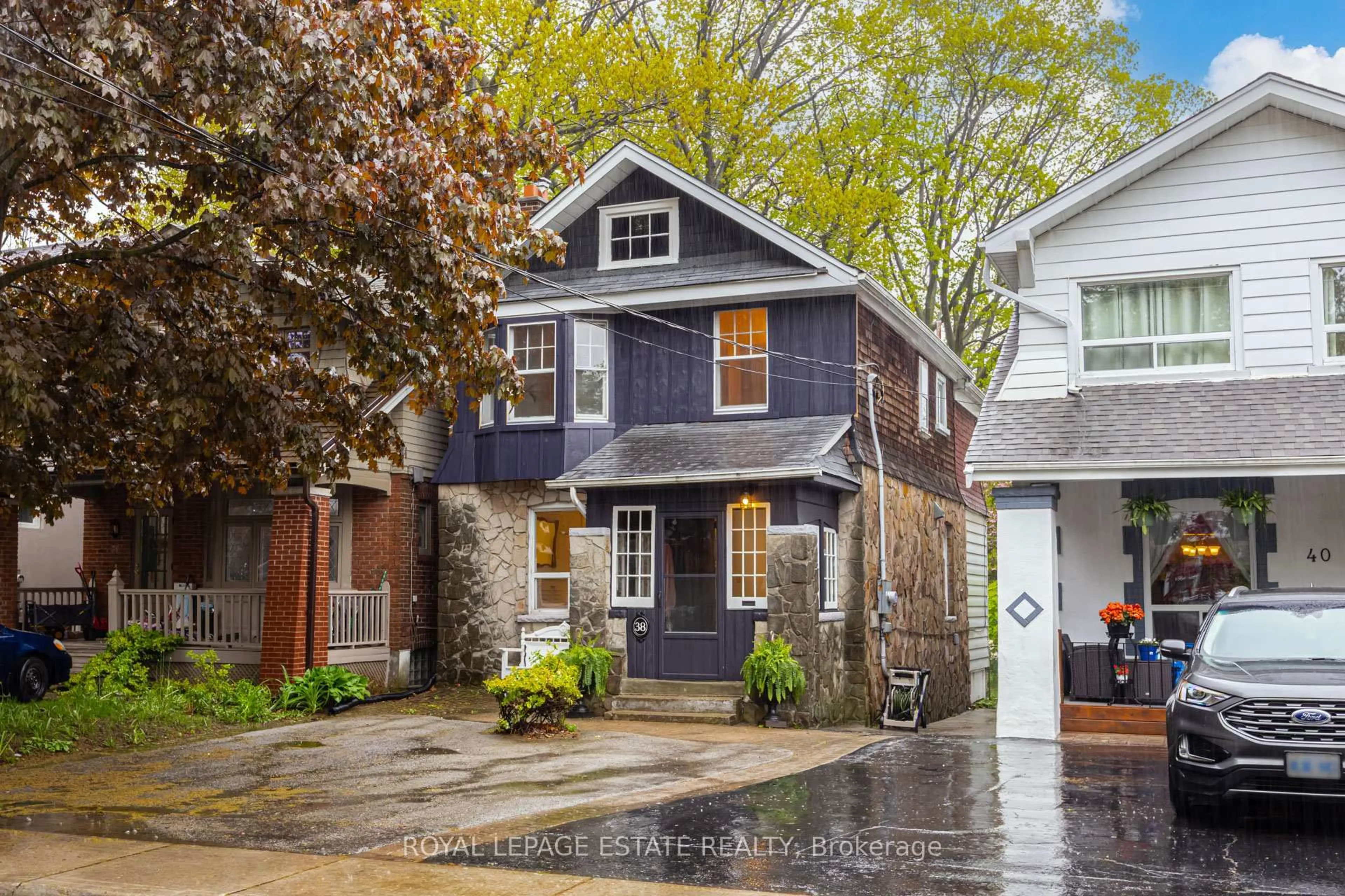 Home with brick exterior material, street for 38 Queensbury Ave, Toronto Ontario M1N 2X7