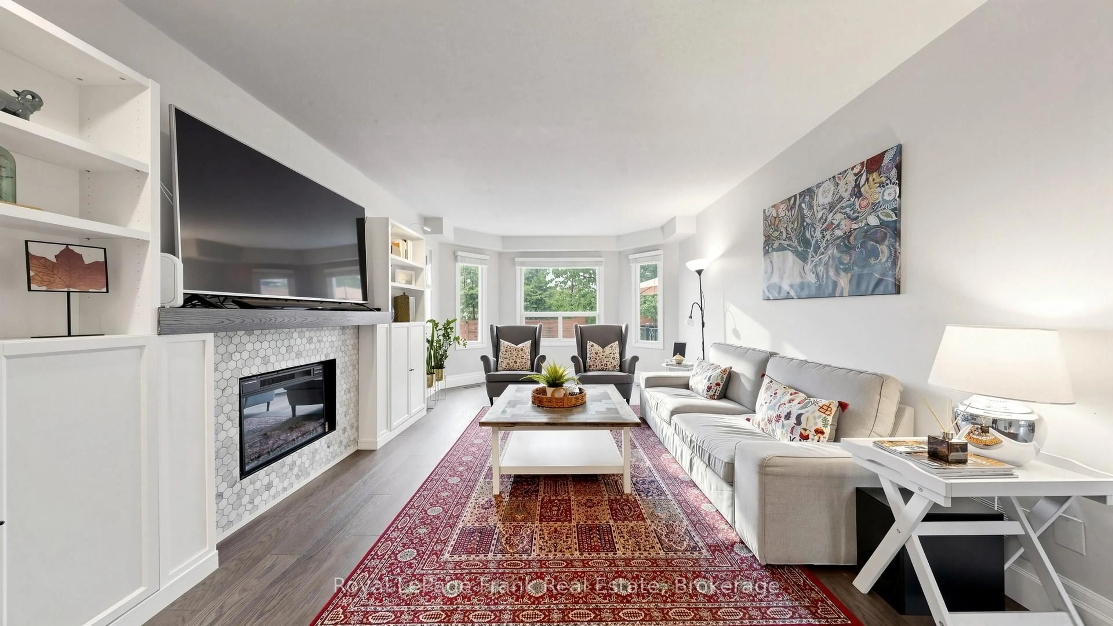 Living room with furniture, unknown for 133 Glenabbey Dr, Clarington Ontario L1E 2B7