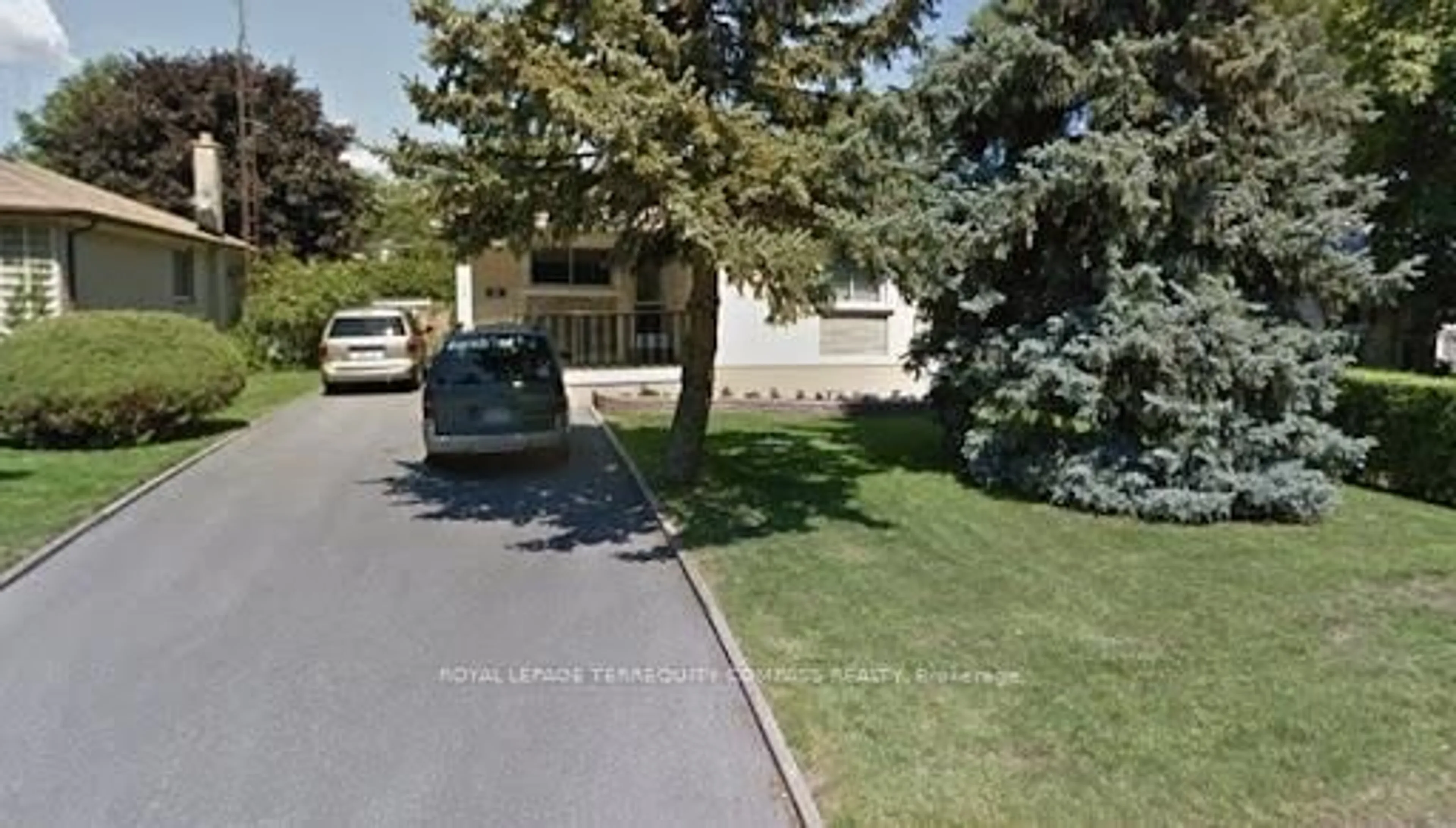 Unknown for 20 Billingsgate Cres, Ajax Ontario L1S 2R8