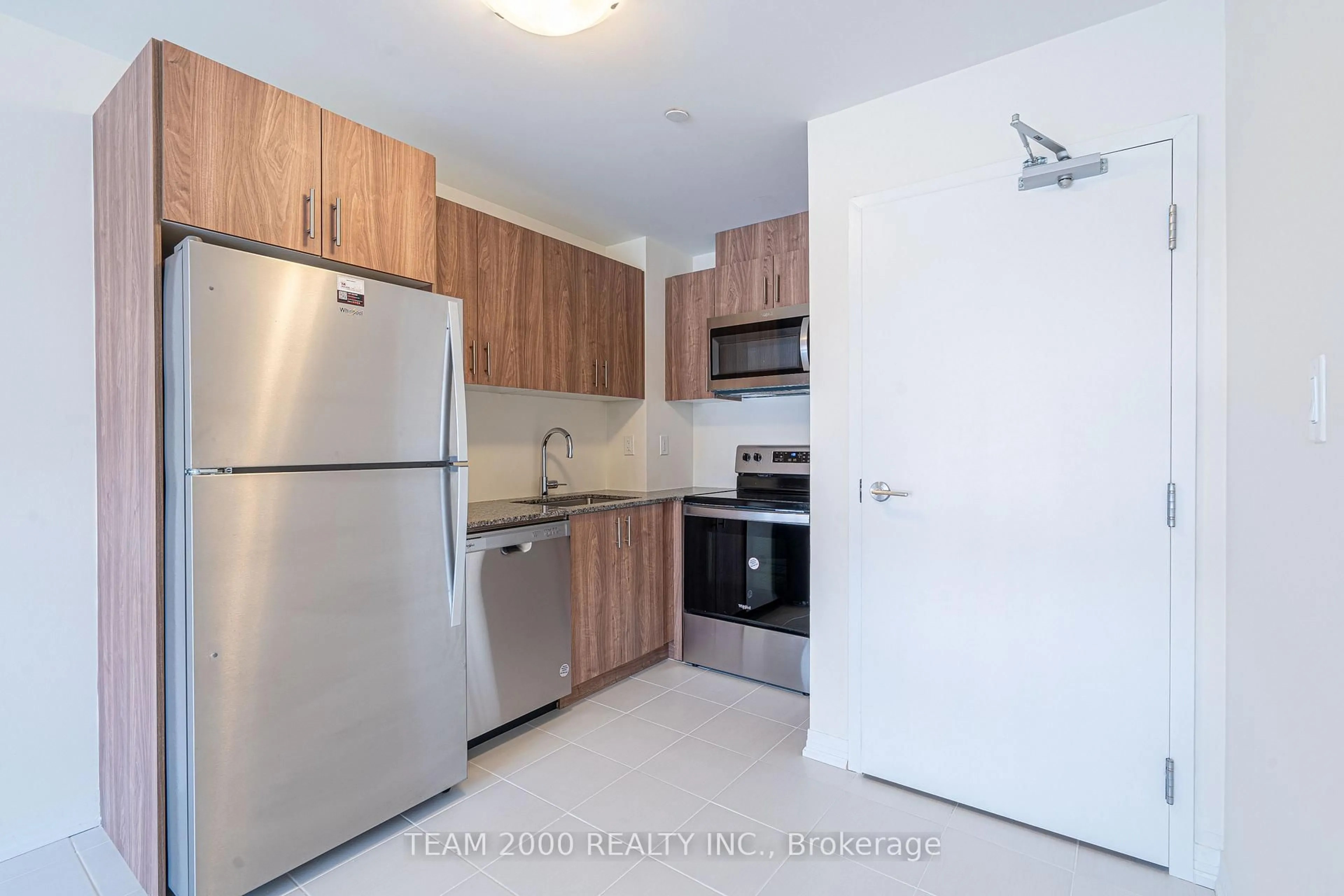 Standard kitchen, unknown for 30 Liben Way #7, Toronto Ontario M1B 0E8