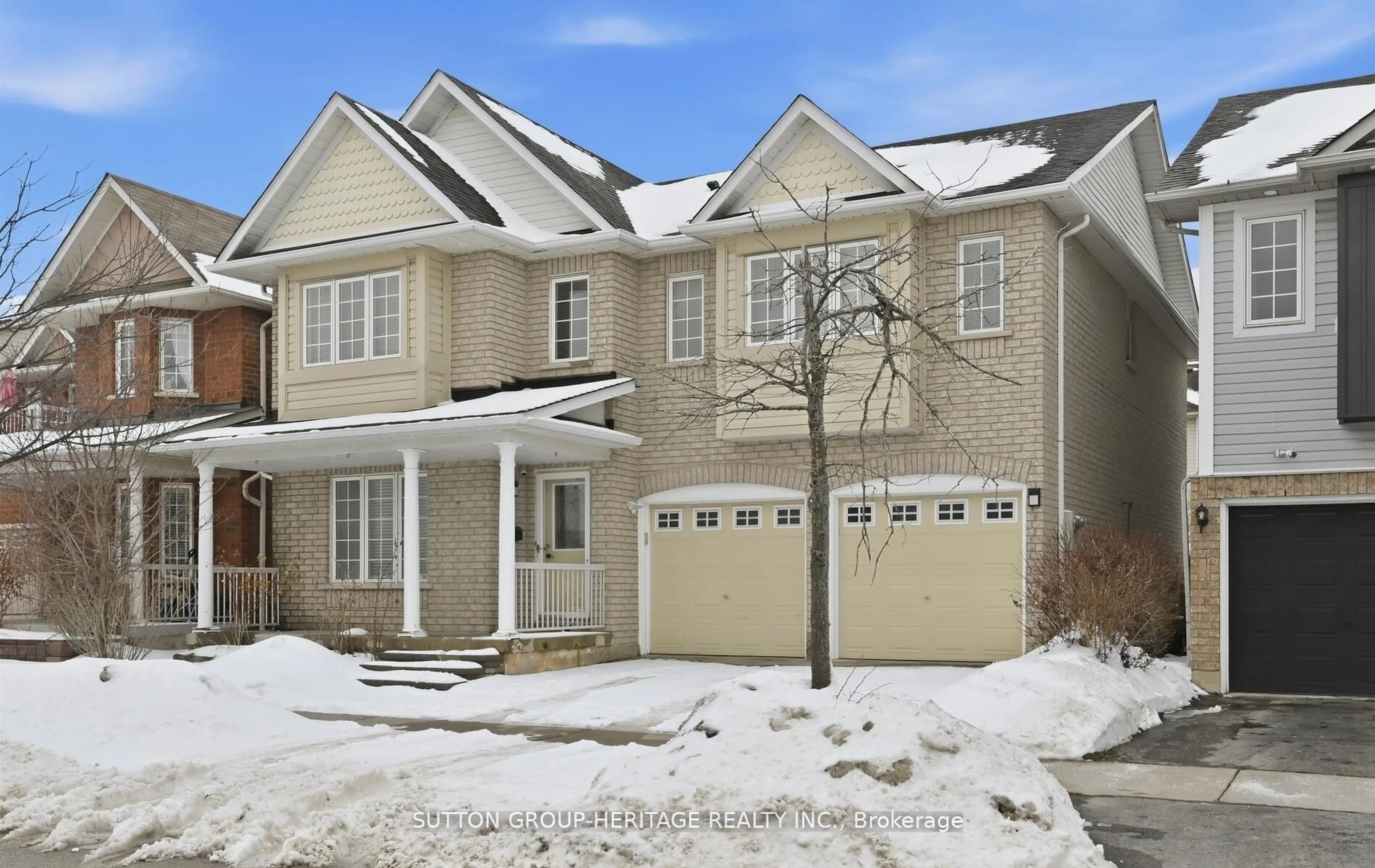Home with vinyl exterior material, street for 10 Greenhalf Dr, Ajax Ontario L1S 7N6