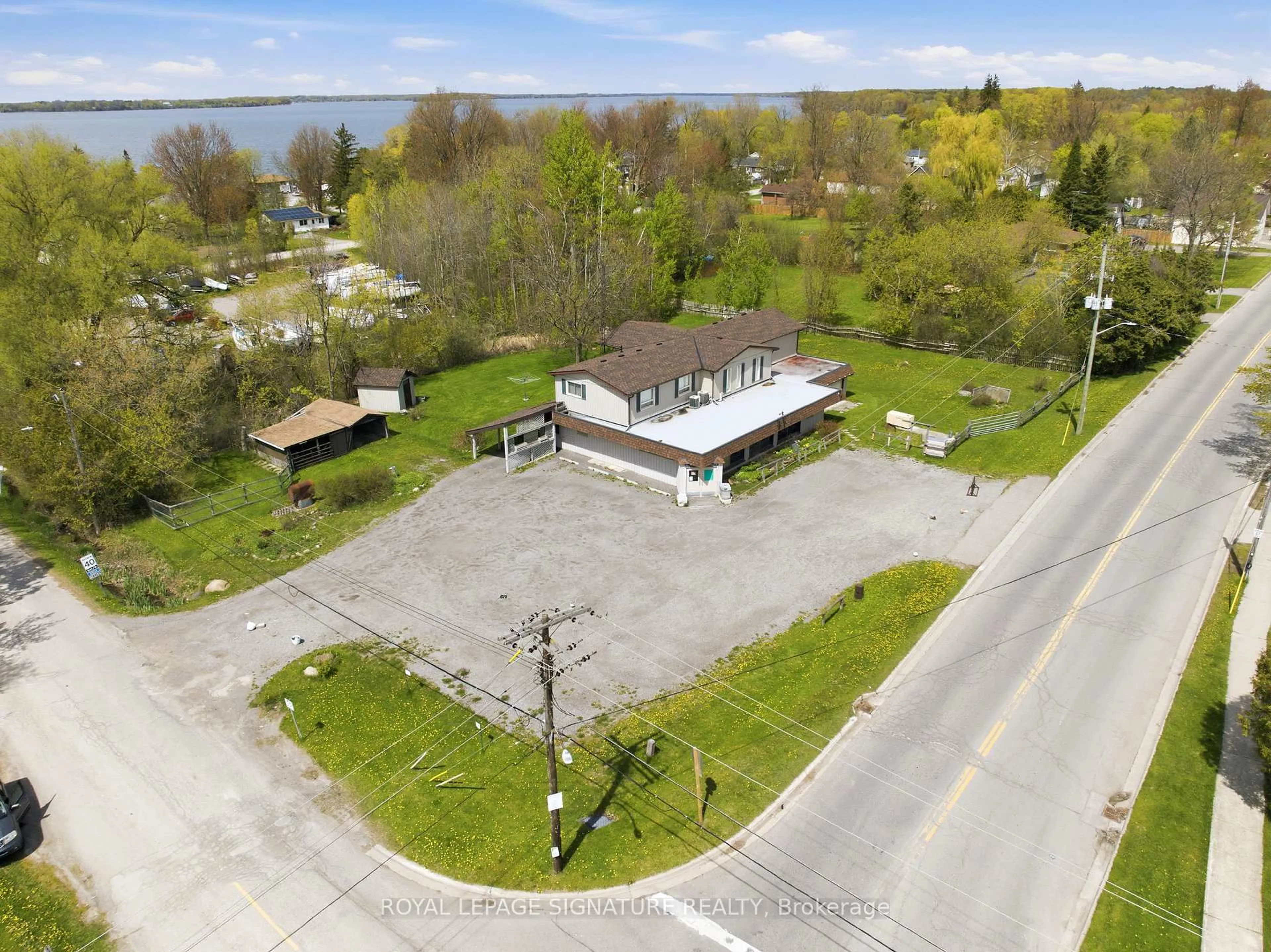 A pic from outside/outdoor area/front of a property/back of a property/a pic from drone, street for 5 Pier St, Scugog Ontario L0B 1E0