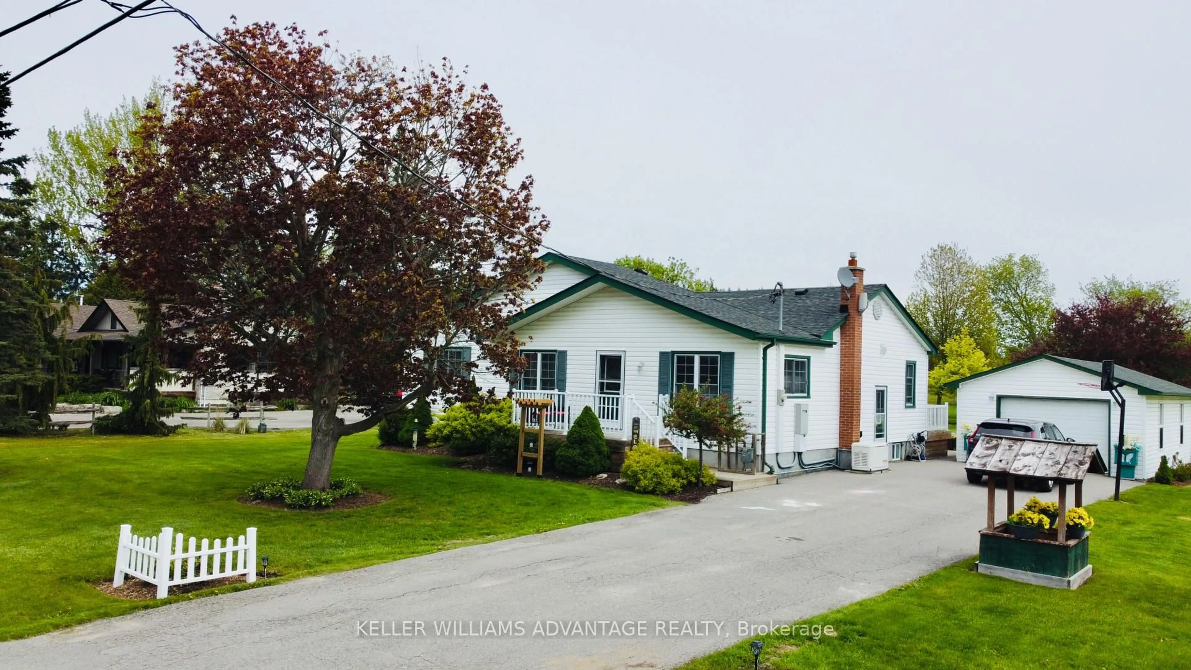 A pic from outside/outdoor area/front of a property/back of a property/a pic from drone, street for 2347 Hancock Rd, Clarington Ontario L1E 2M3