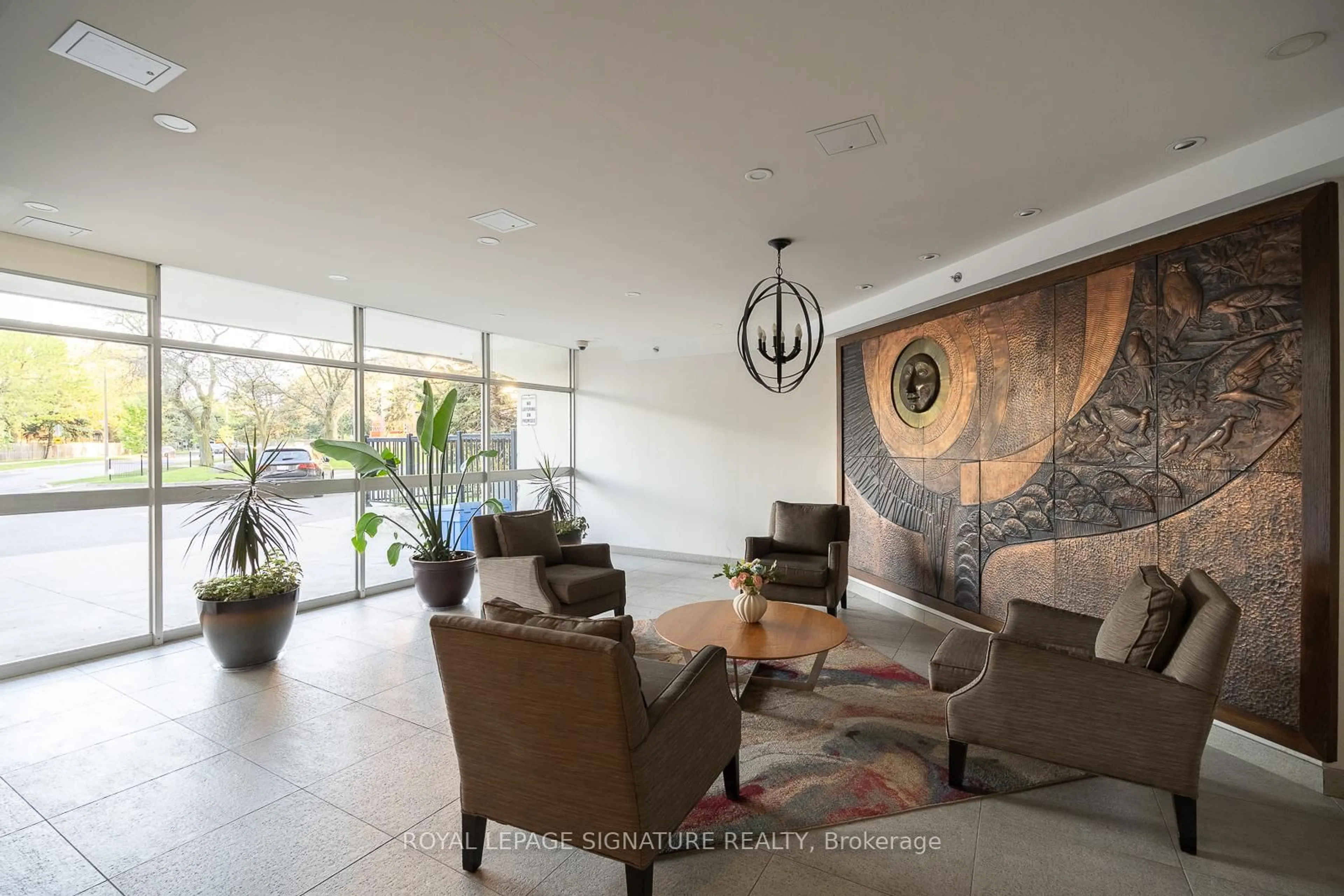 Lobby for 120 Dundalk Dr #1110, Toronto Ontario M1P 4V9