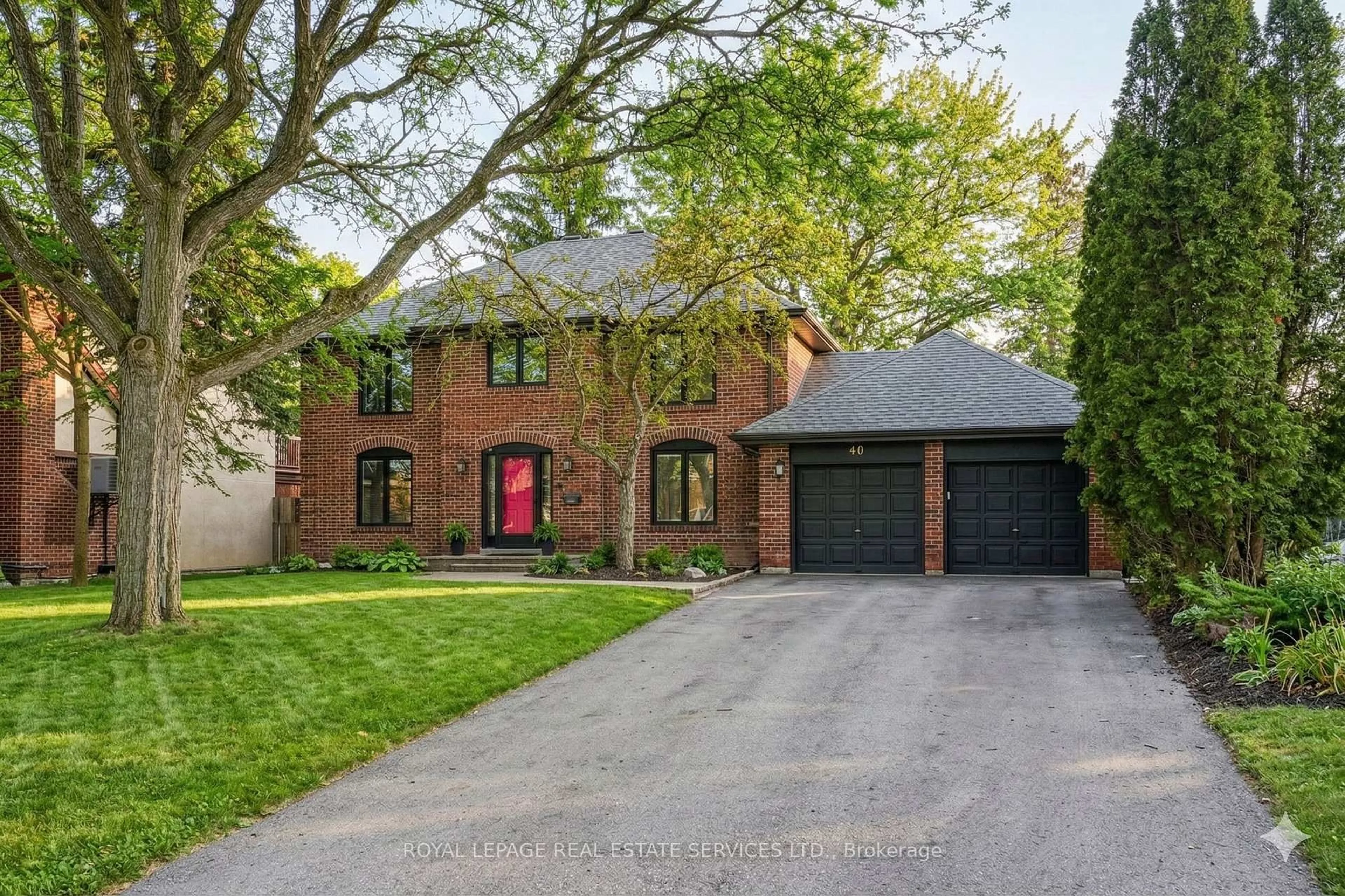 Home with brick exterior material, street for 40 Stonemanse Crt, Toronto Ontario M1G 3V3