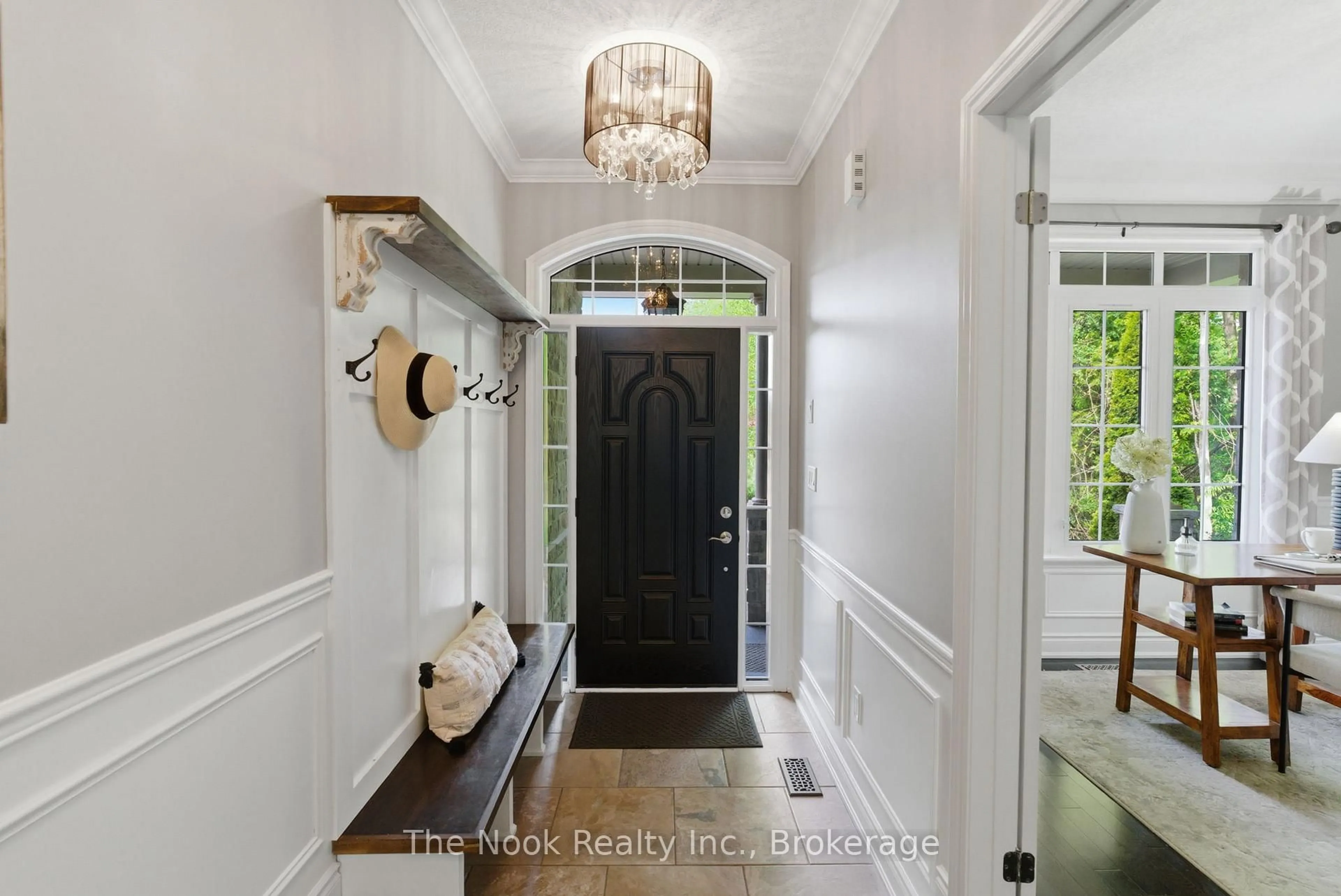 Indoor entryway for 92 Holyrod Dr, Clarington Ontario L1E 0G8