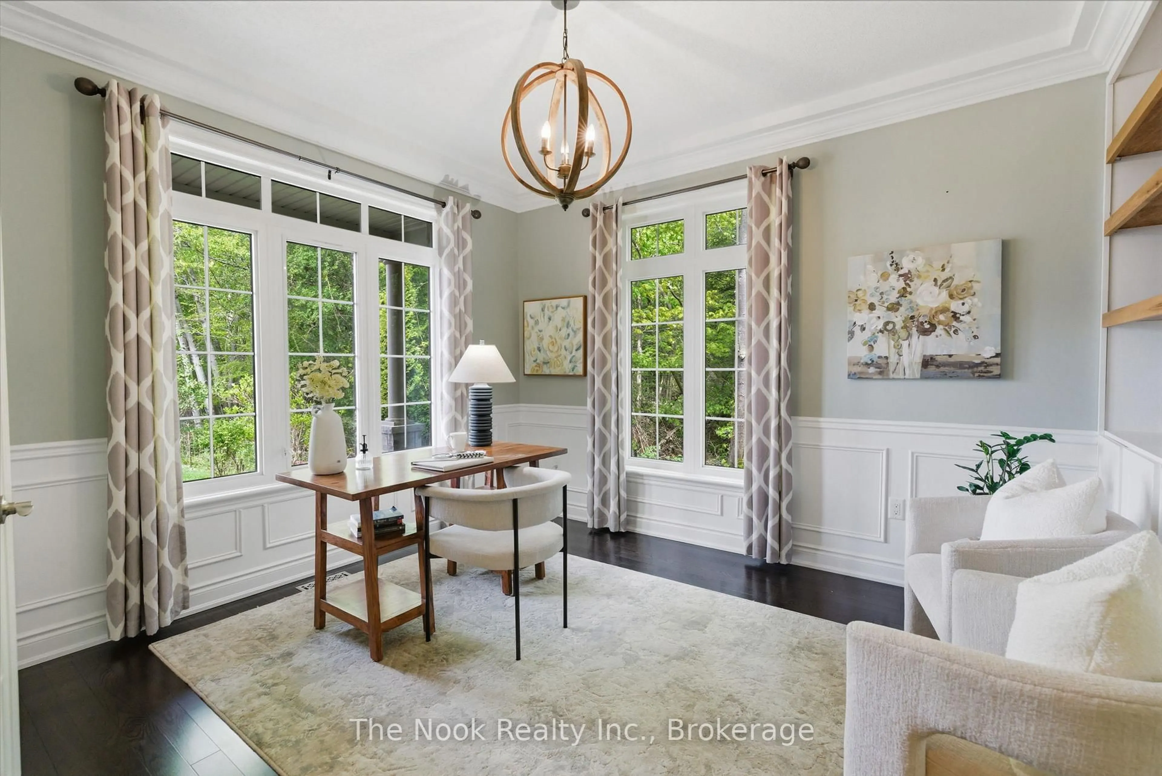 Indoor entryway for 92 Holyrod Dr, Clarington Ontario L1E 0G8