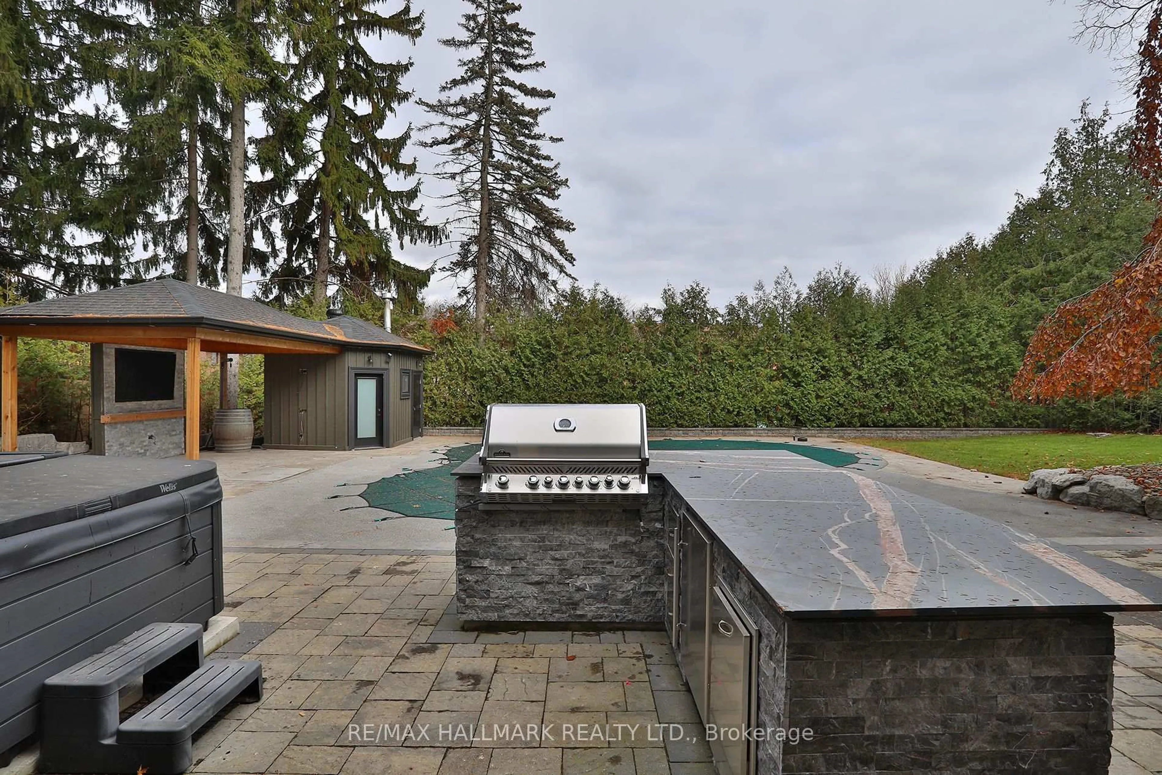 Patio, water/lake/river/ocean view for 88 Colonel Danforth Tr, Toronto Ontario M1C 1R1