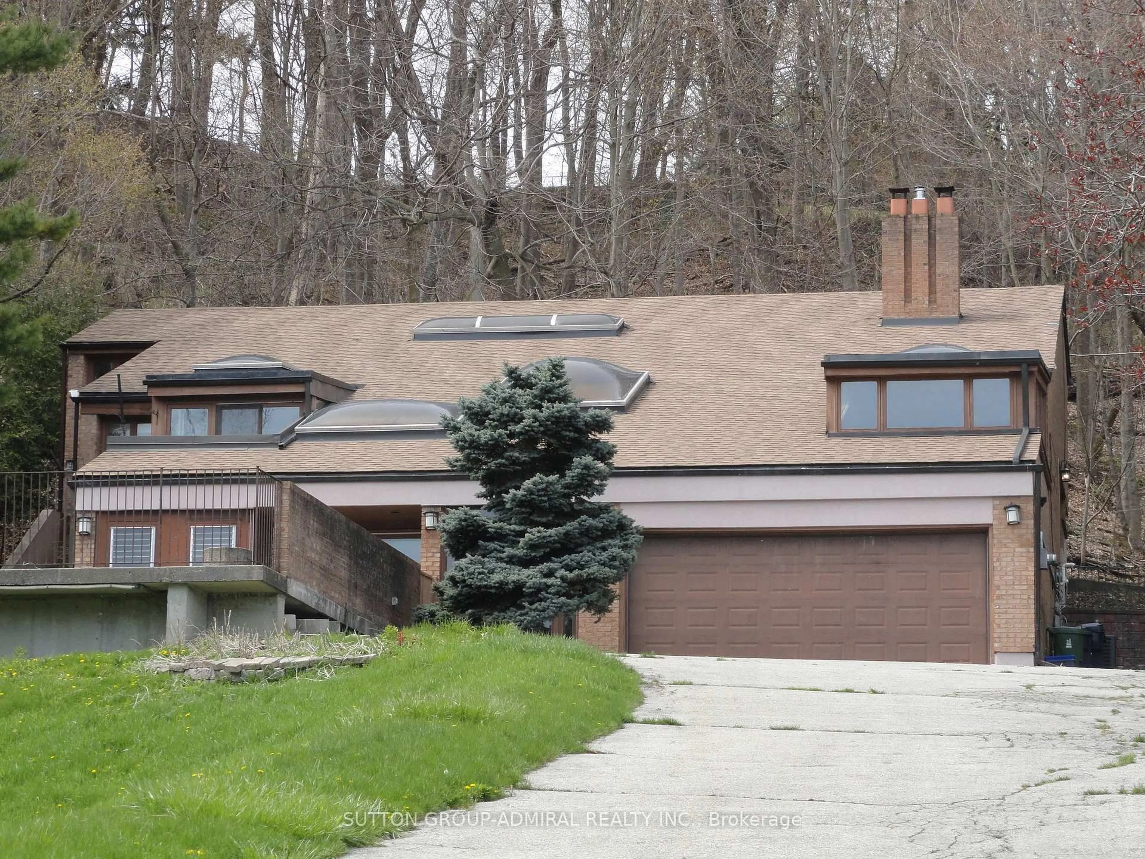 Home with brick exterior material, unknown for 37 Meadowcliffe Dr, Toronto Ontario M1M 2X8