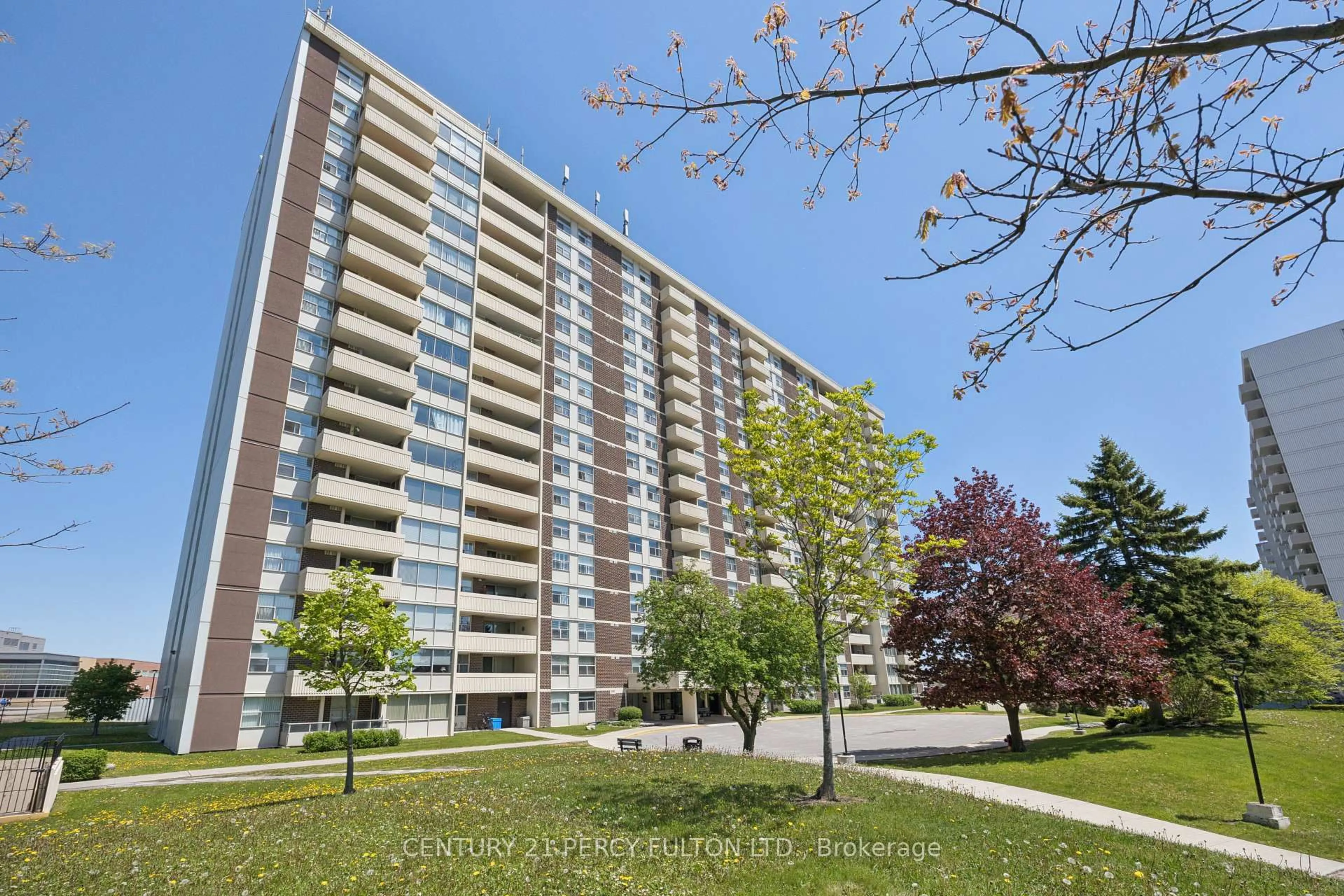 Unknown for 66 Falby Crt #PH9, Ajax Ontario L1S 3L2
