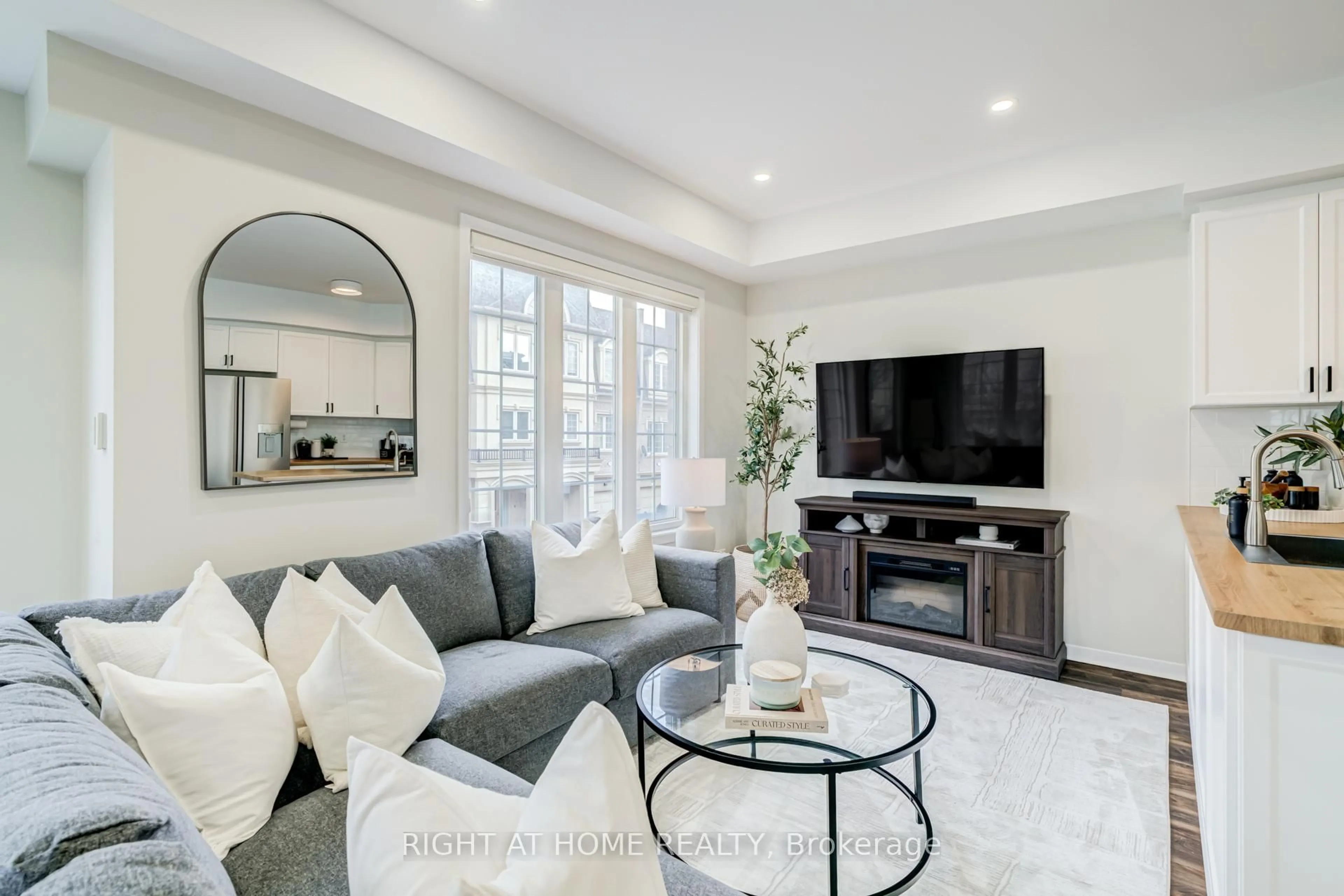 Living room with furniture, unknown for 1250 St.Martins Dr #88, Pickering Ontario L1W 0A2