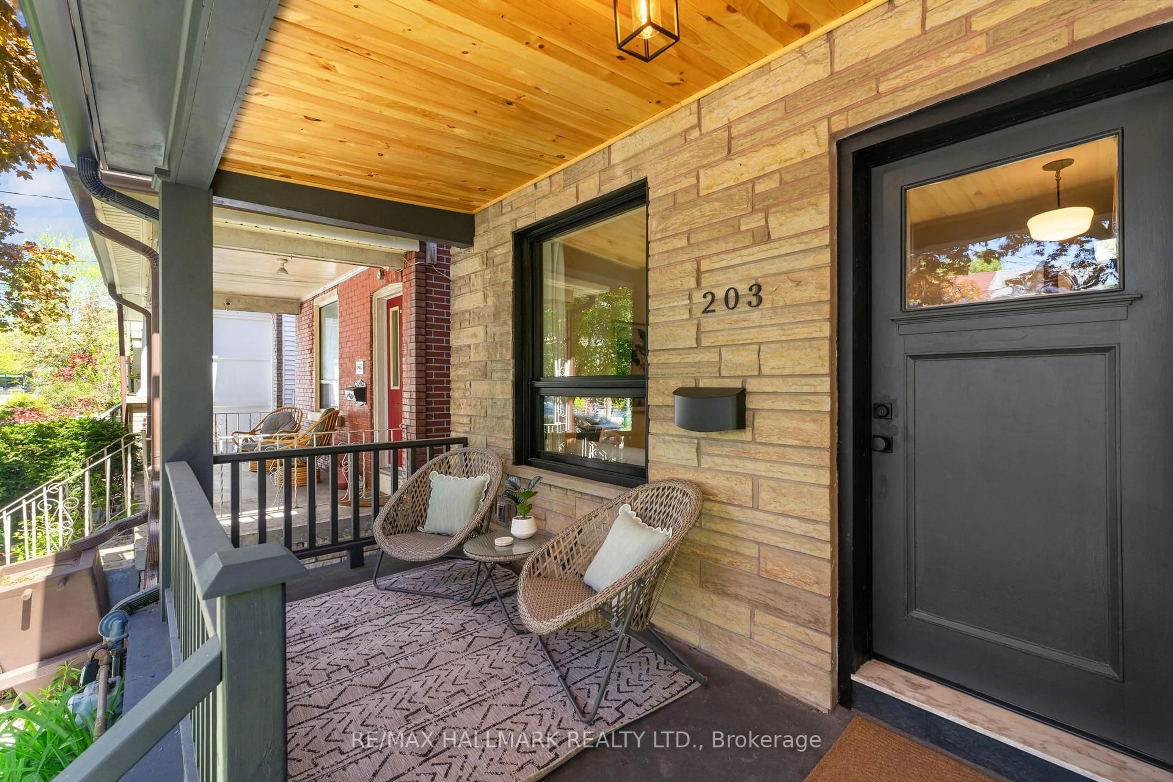 Indoor entryway for 203 Parkmount Rd, Toronto Ontario M4J 4V5