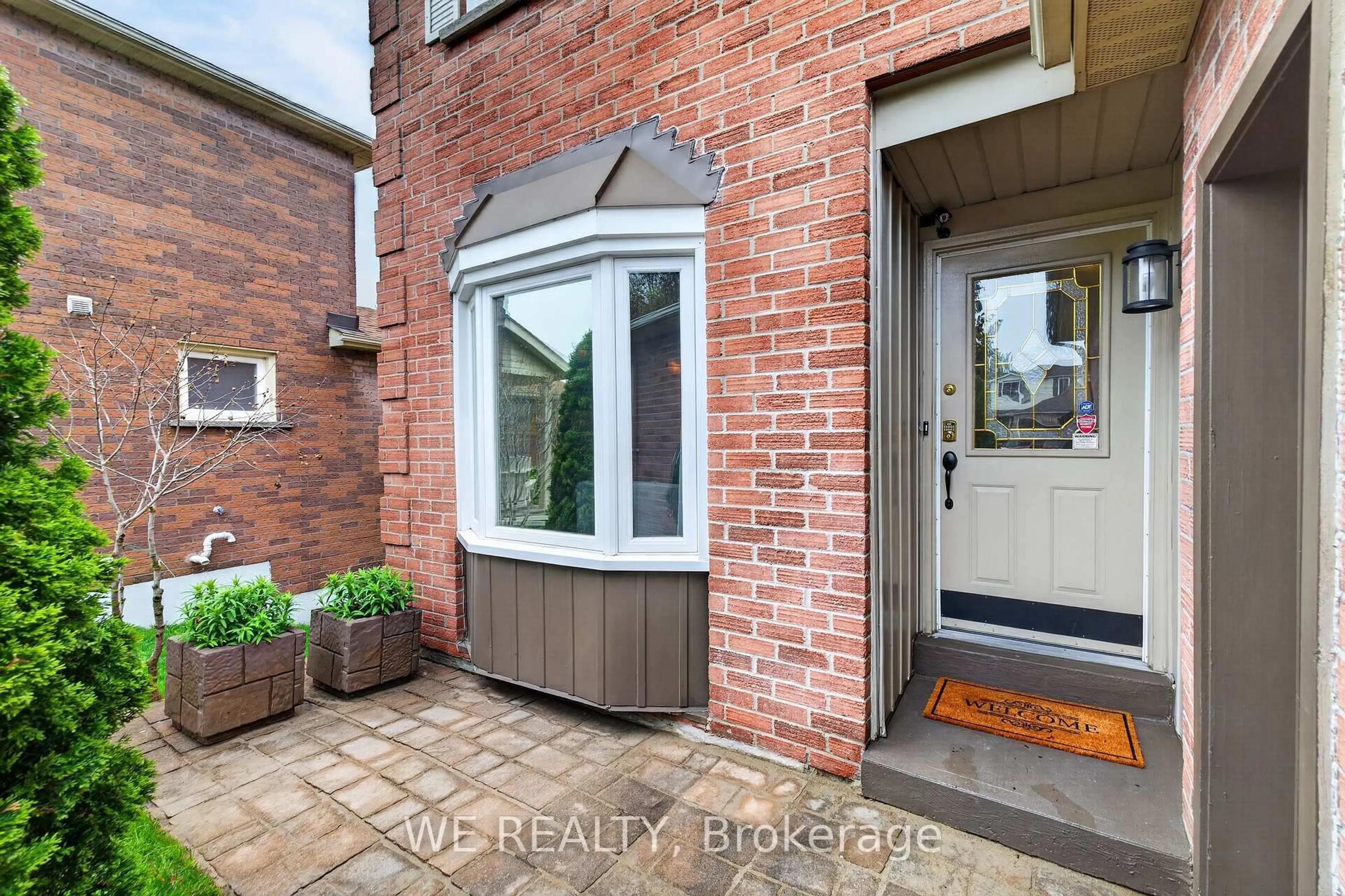 Indoor entryway for 12 Patterson Cres, Ajax Ontario L1S 6R1