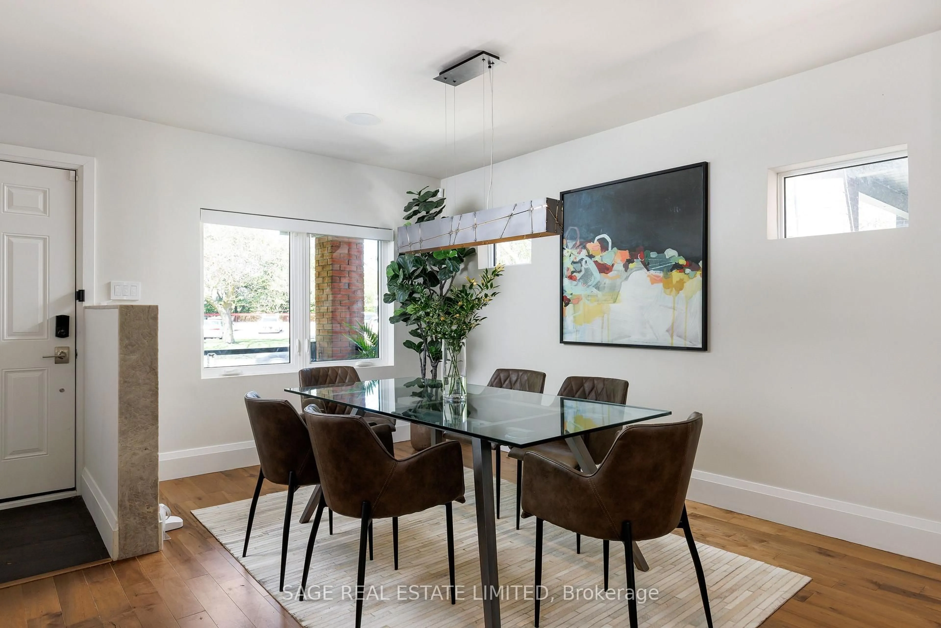 Dining room, unknown for 979 Broadview Ave, Toronto Ontario M4K 2R9