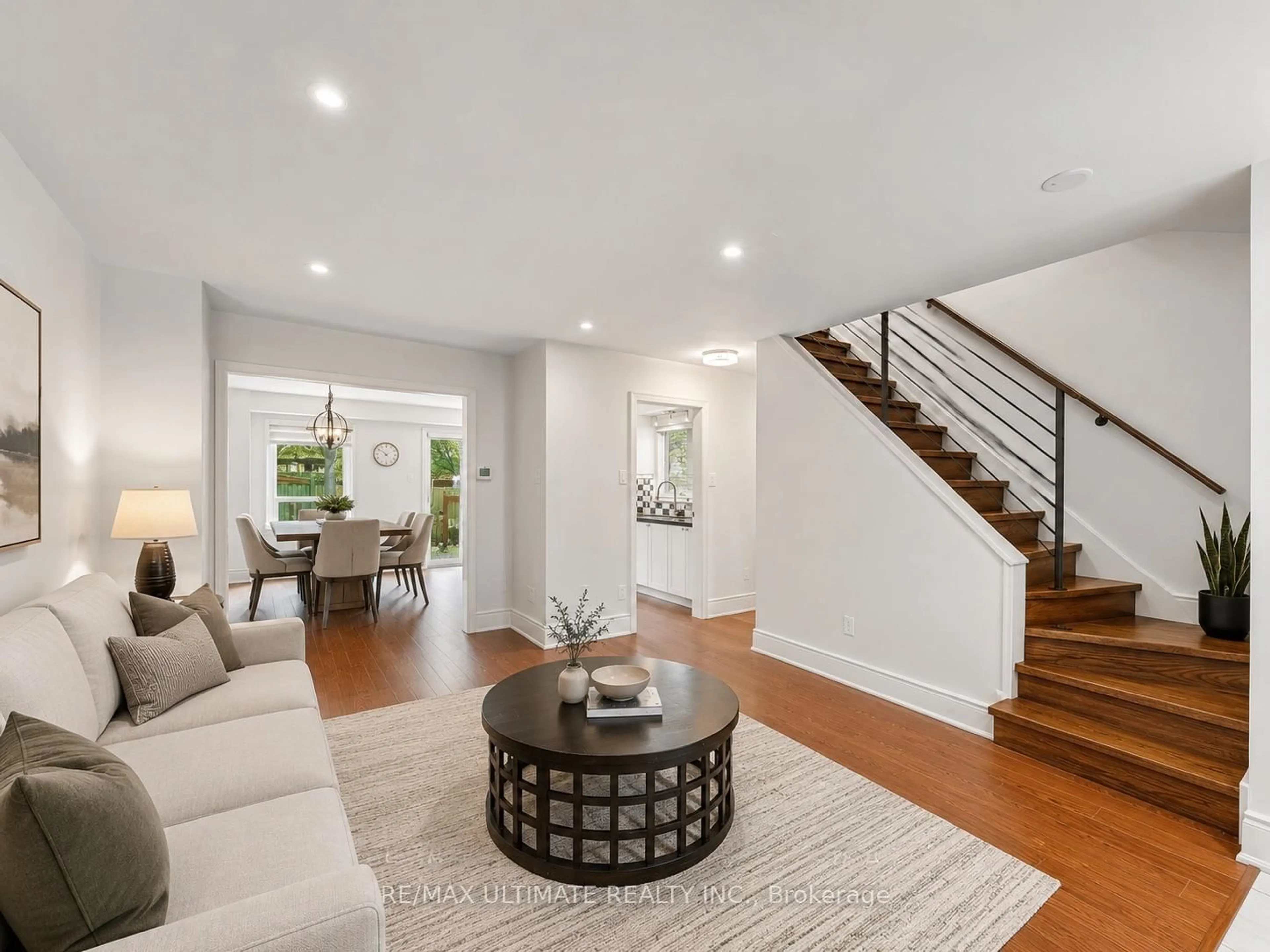 Living room with furniture, unknown for 29 Kipling Cres, Ajax Ontario L1S 5A7