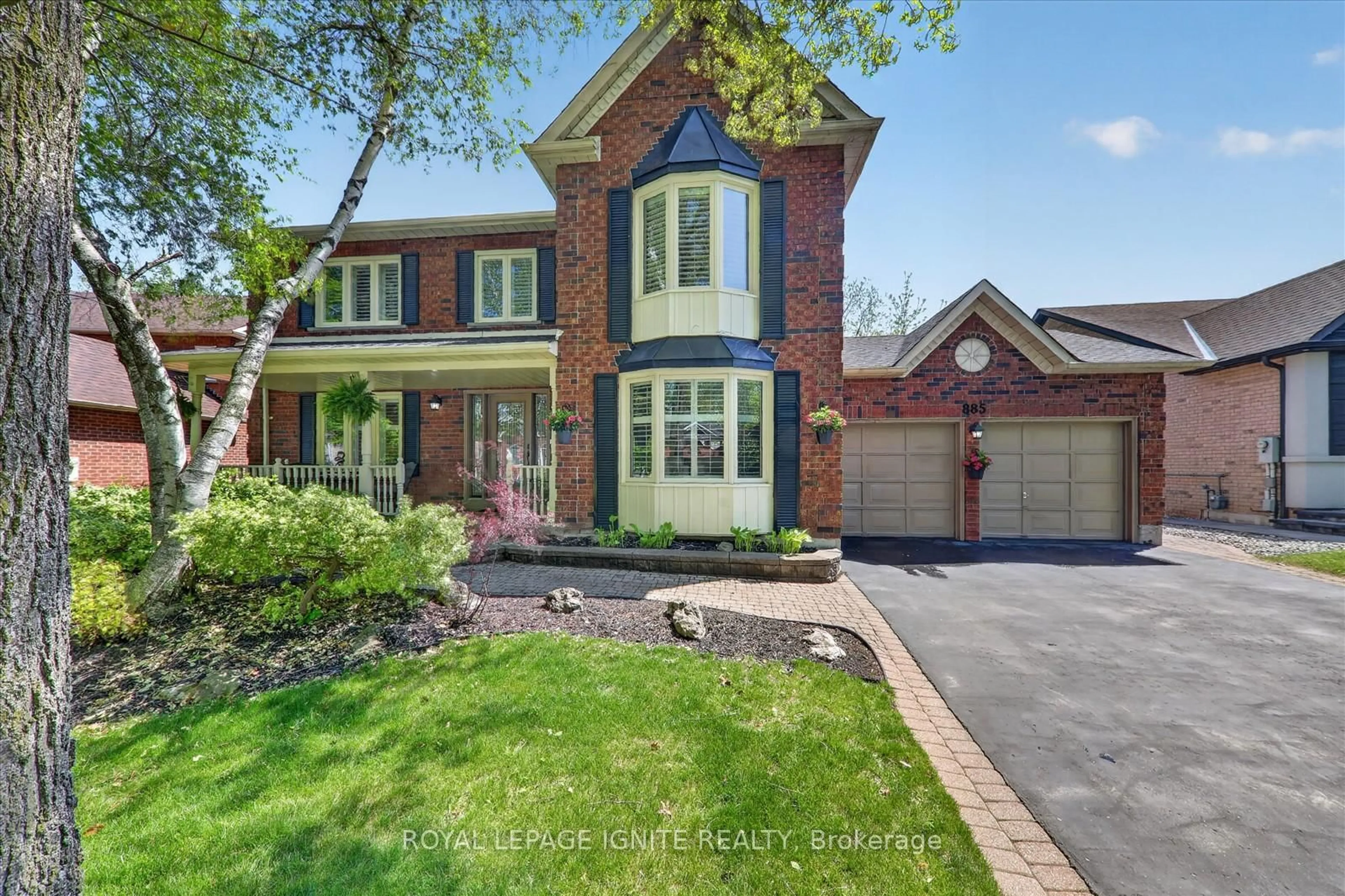Home with brick exterior material, street for 885 Baylawn Dr, Pickering Ontario L1X 2N7