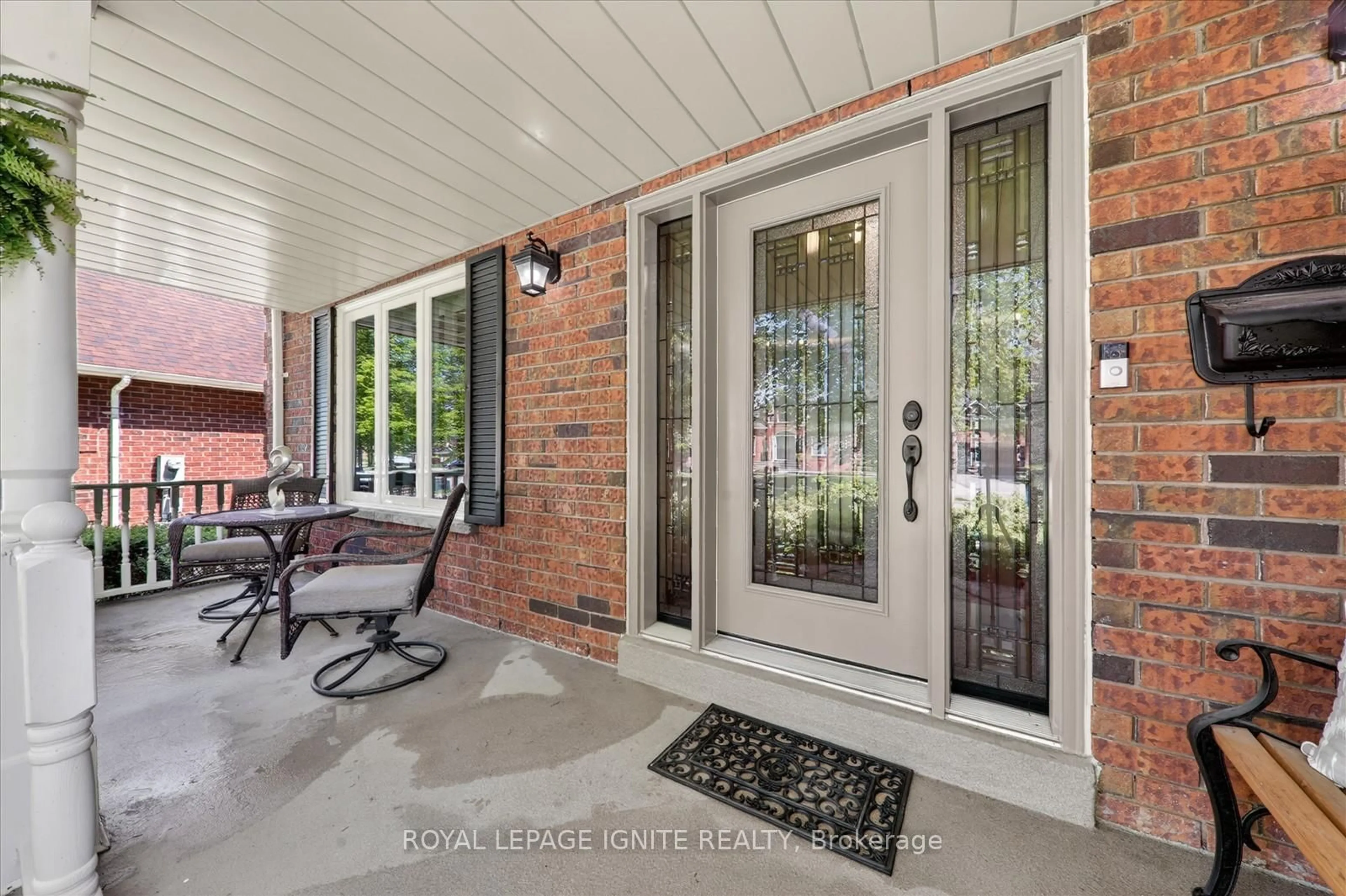 Unknown for 885 Baylawn Dr, Pickering Ontario L1X 2N7