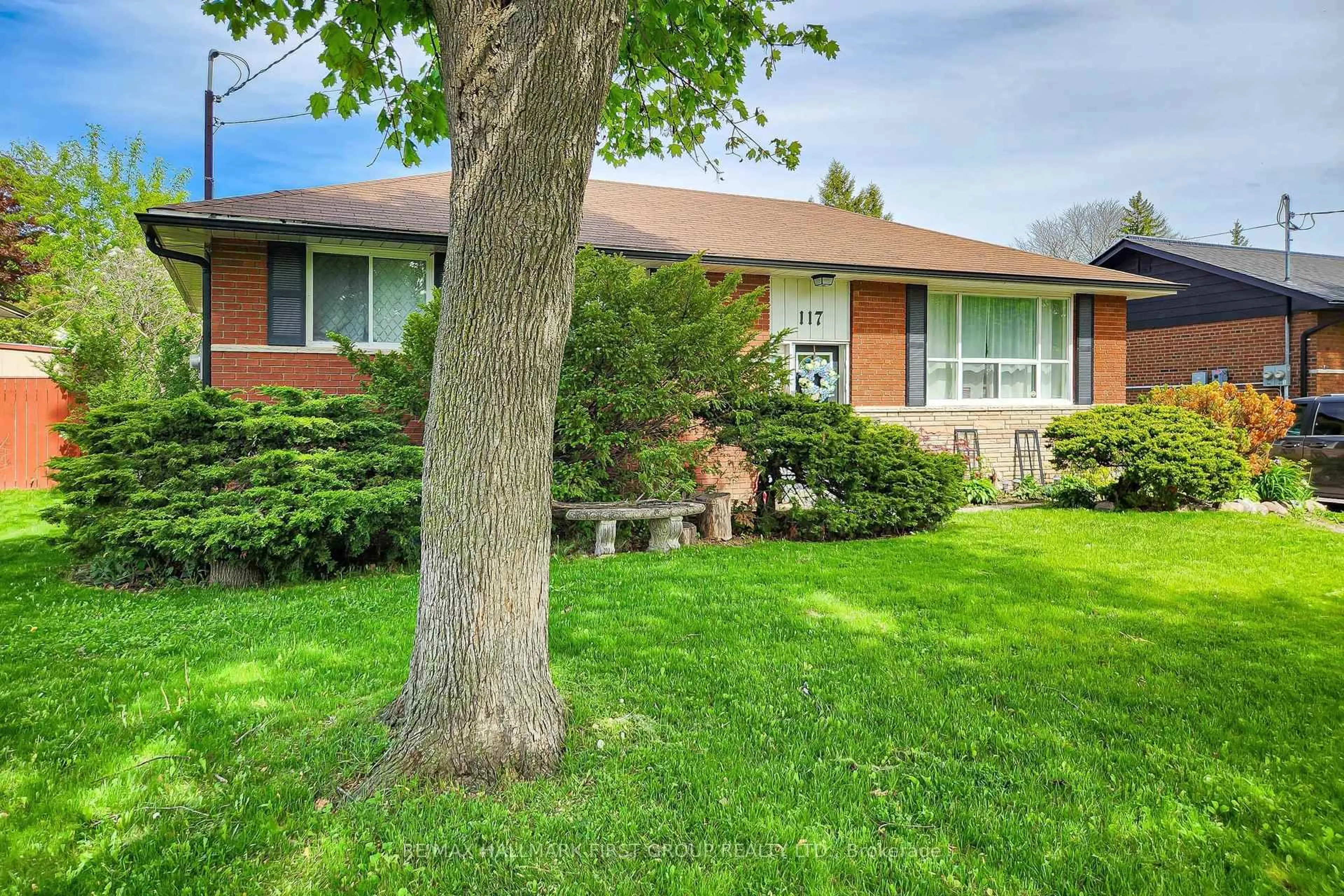 Unknown for 117 Bell Dr, Whitby Ontario L1N 2T1