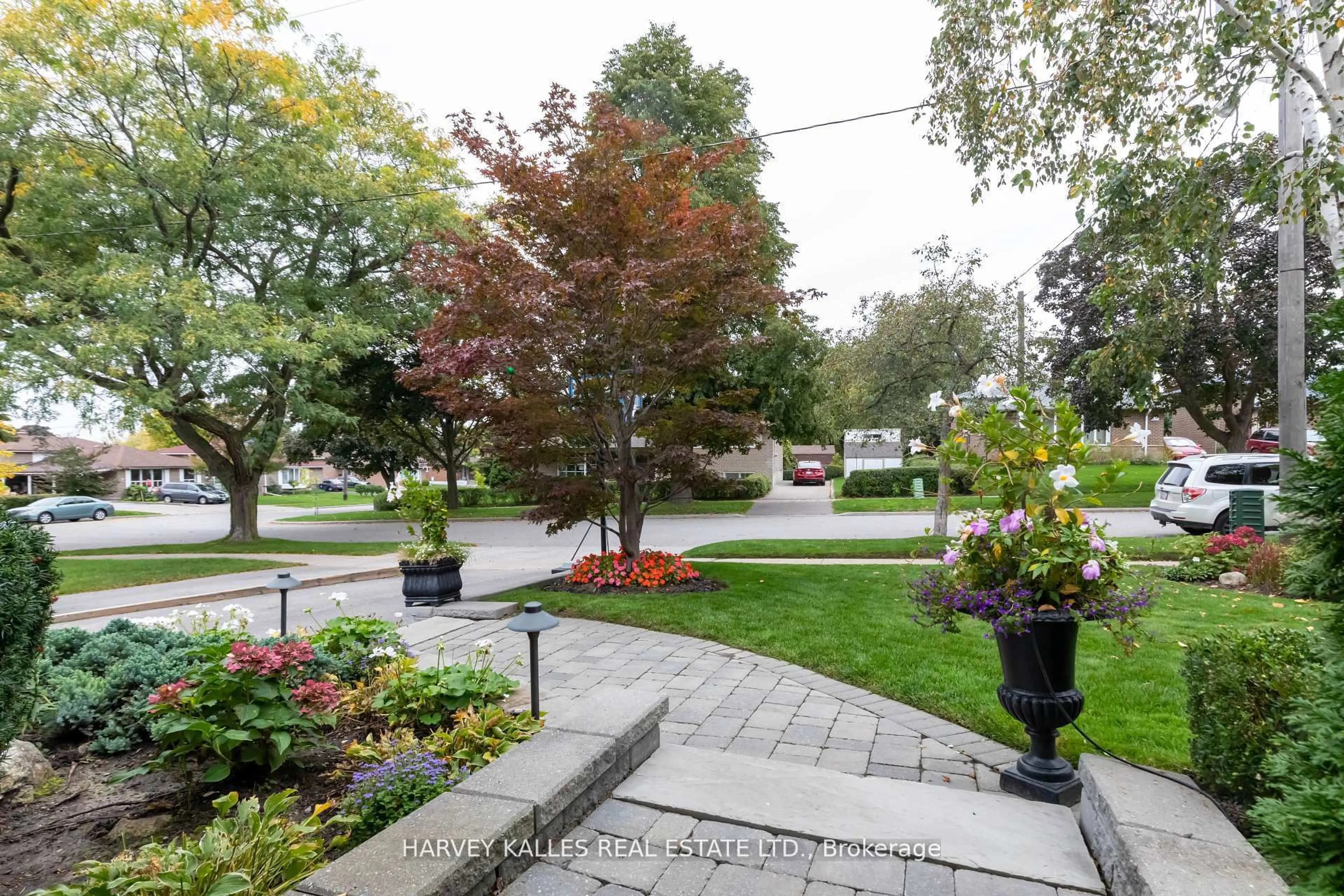 Unknown for 35 Manorglen Cres, Toronto Ontario M1S 1W3