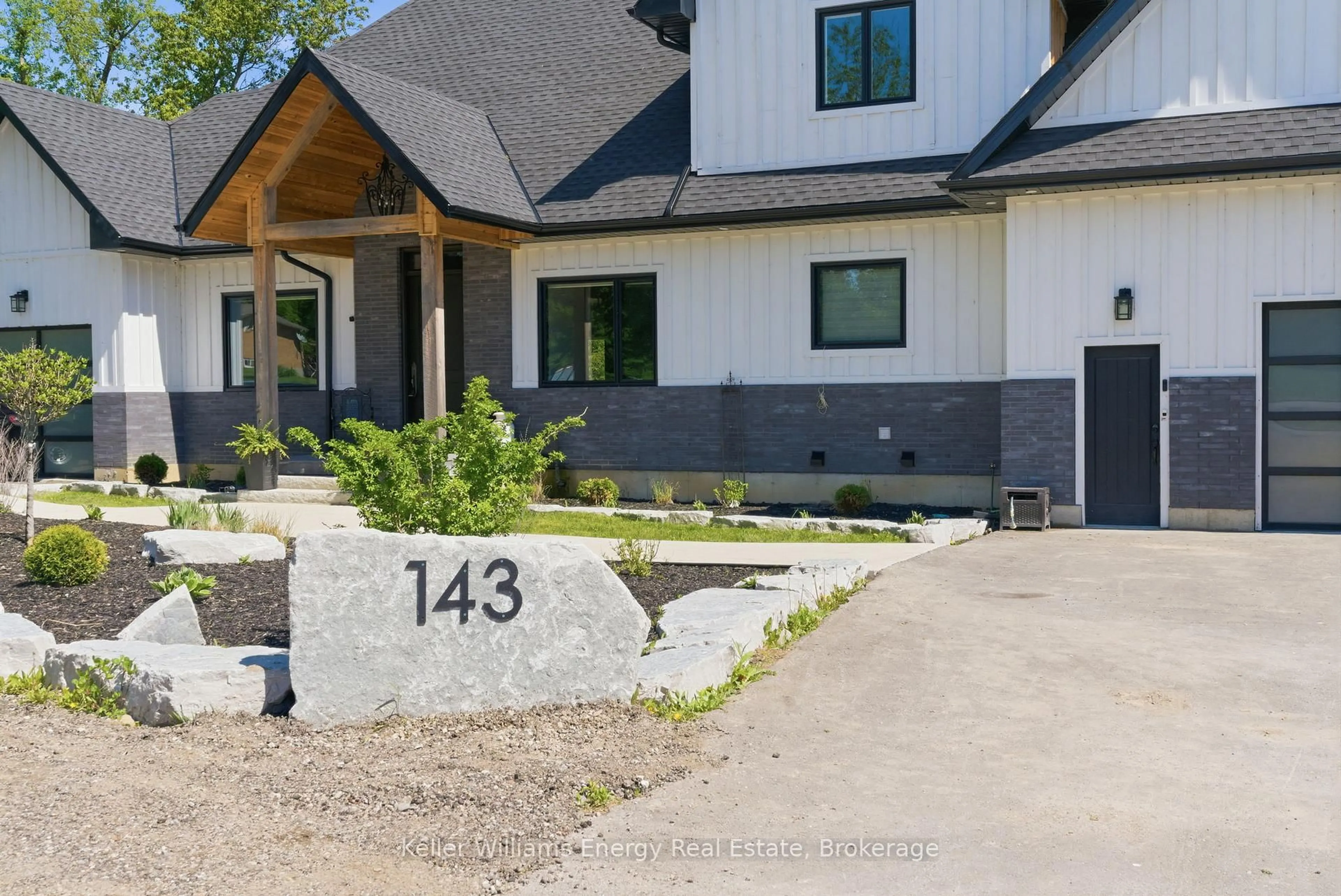 Unknown for 143 River St, Scugog Ontario L0C 1G0