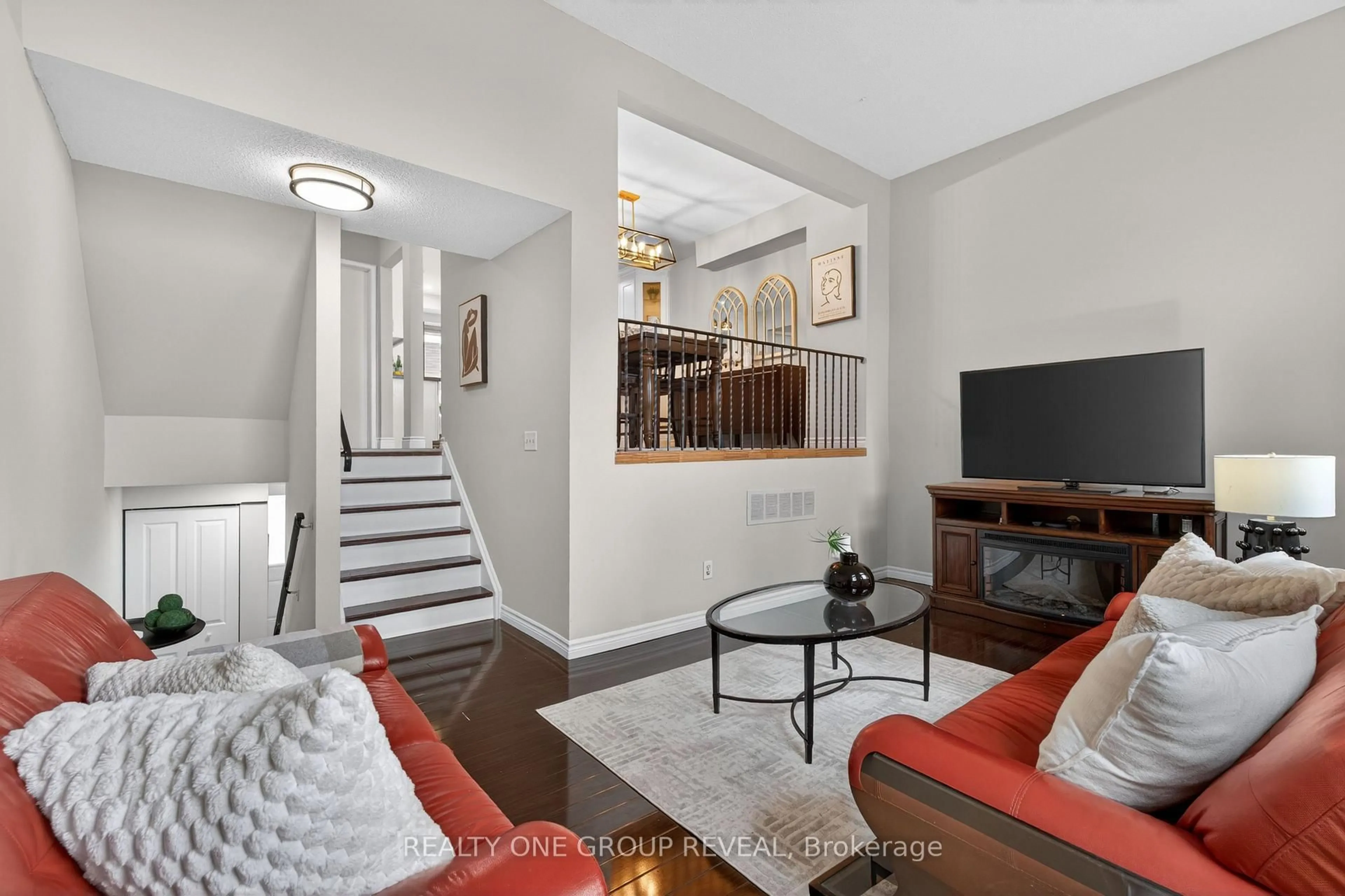 Living room with furniture, unknown for 443 Manse Rd #9, Toronto Ontario M1E 3V7