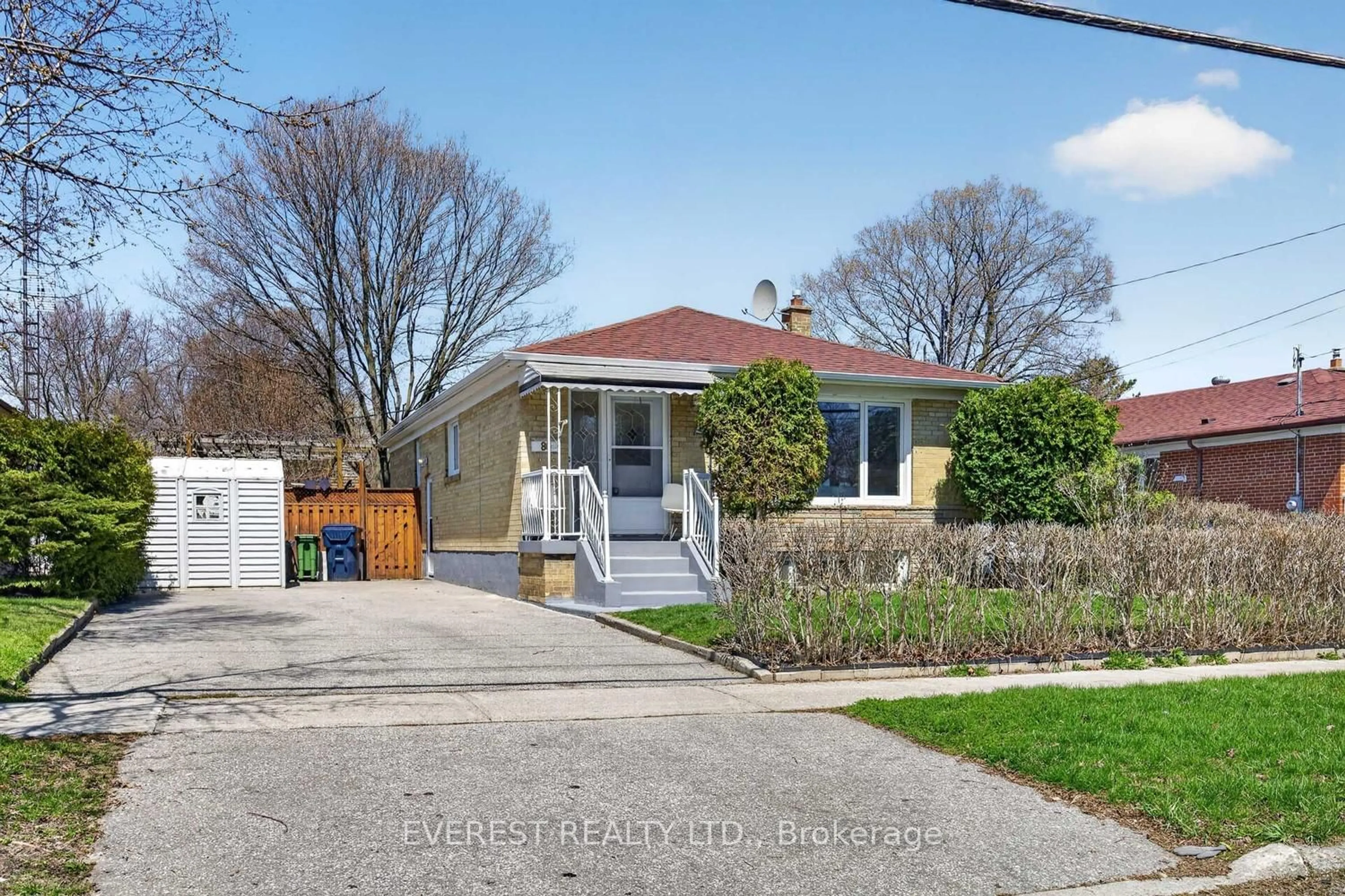 A pic from outside/outdoor area/front of a property/back of a property/a pic from drone, street for 80 Nelson St, Toronto Ontario M1J 2V8