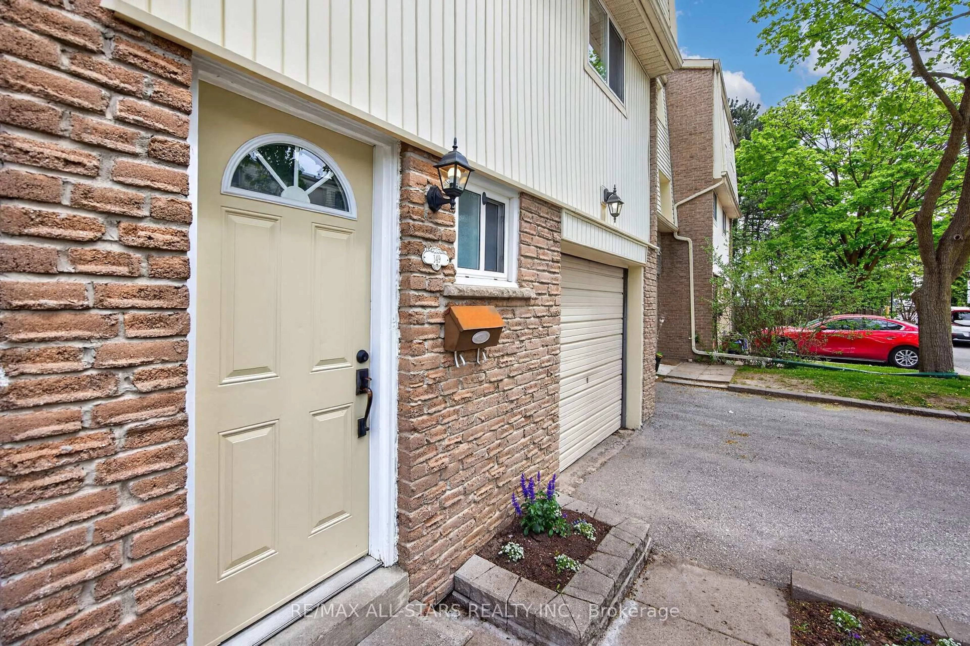 Unknown for 1915 Denmar Rd #149, Pickering Ontario L1V 3E1