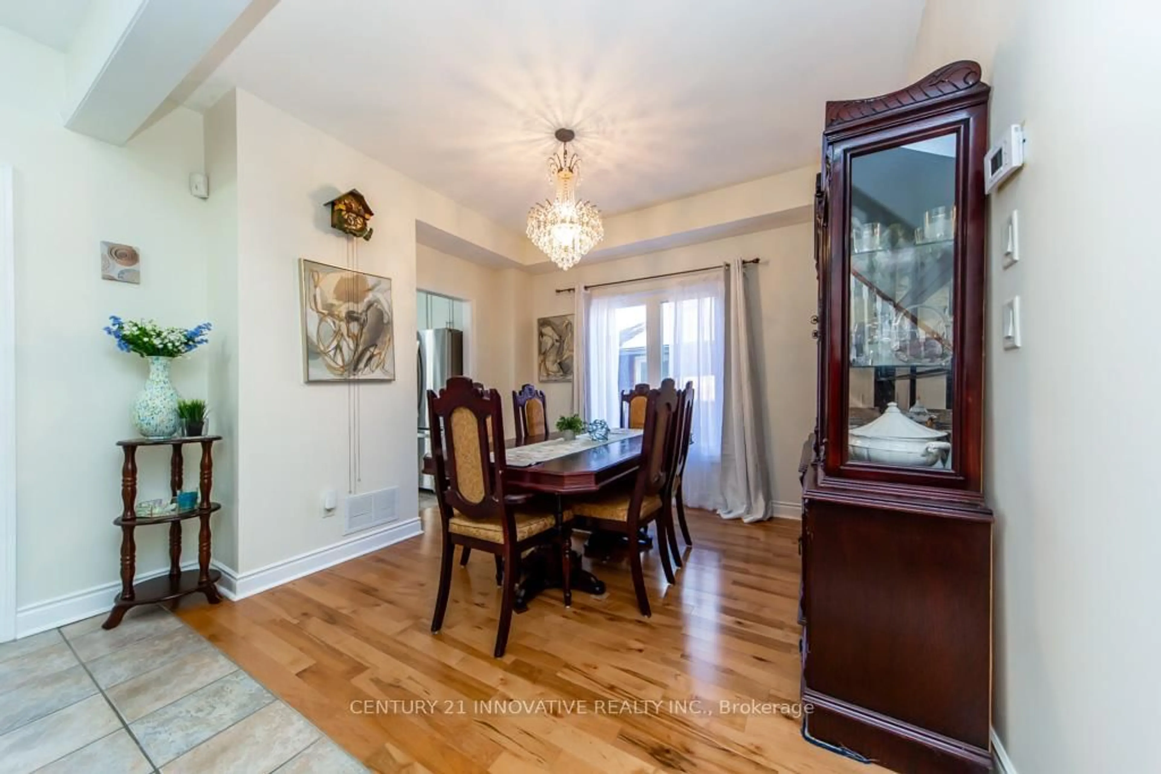 Dining room, wood/laminate floor for 2504 Prestonvale Rd, Clarington Ontario L1E 1V9