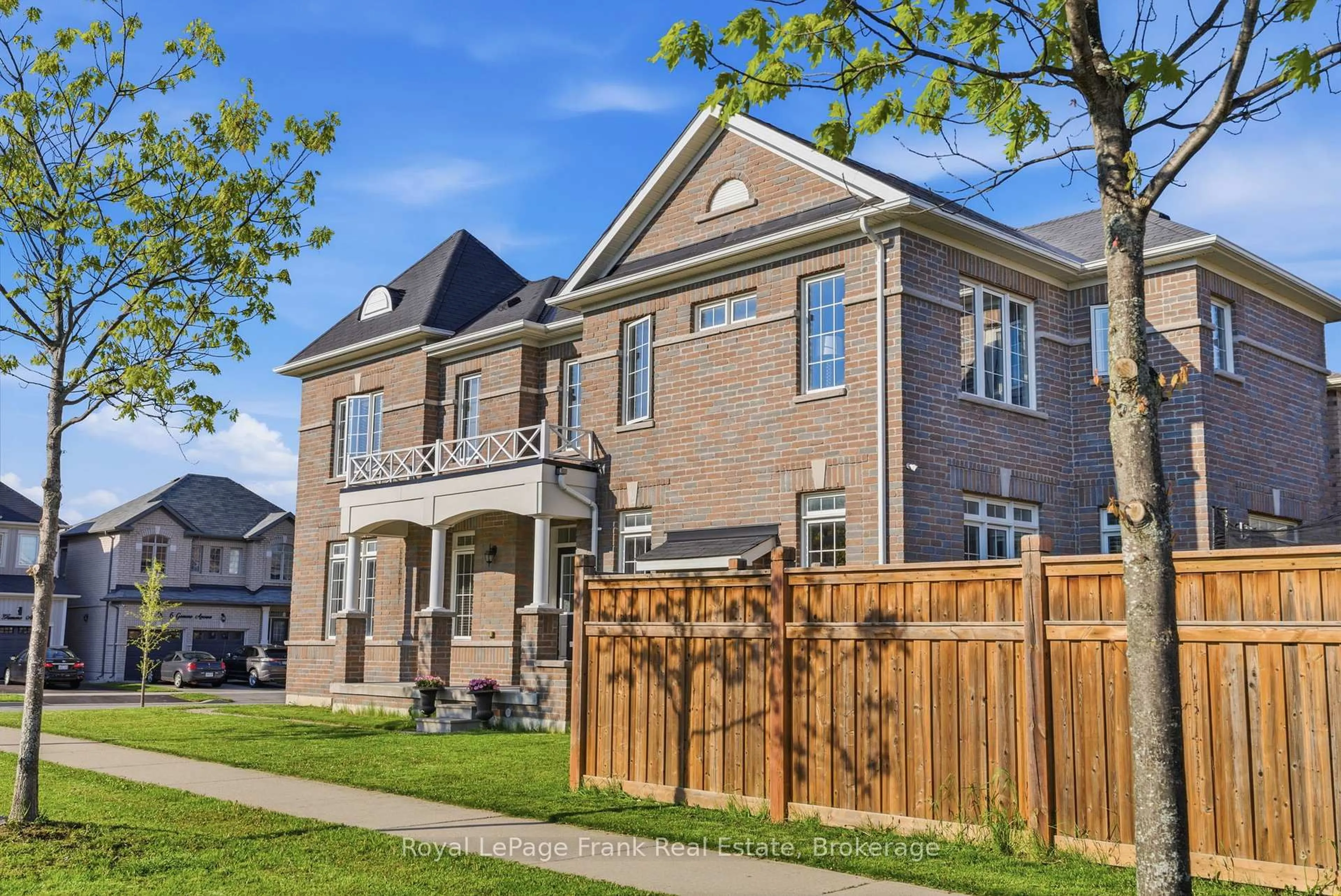 Home with brick exterior material, street for 1 Gomme Ave, Clarington Ontario L1B 1G9