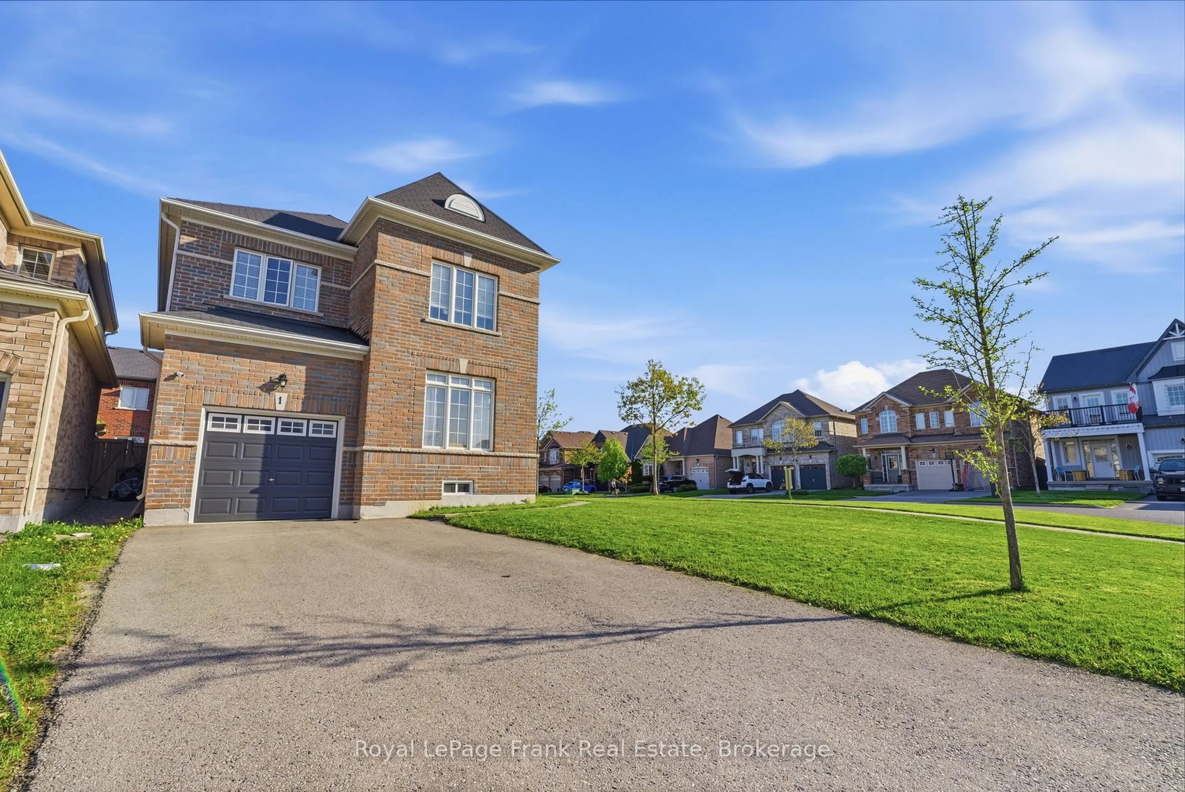 A pic from outside/outdoor area/front of a property/back of a property/a pic from drone, street for 1 Gomme Ave, Clarington Ontario L1B 1G9
