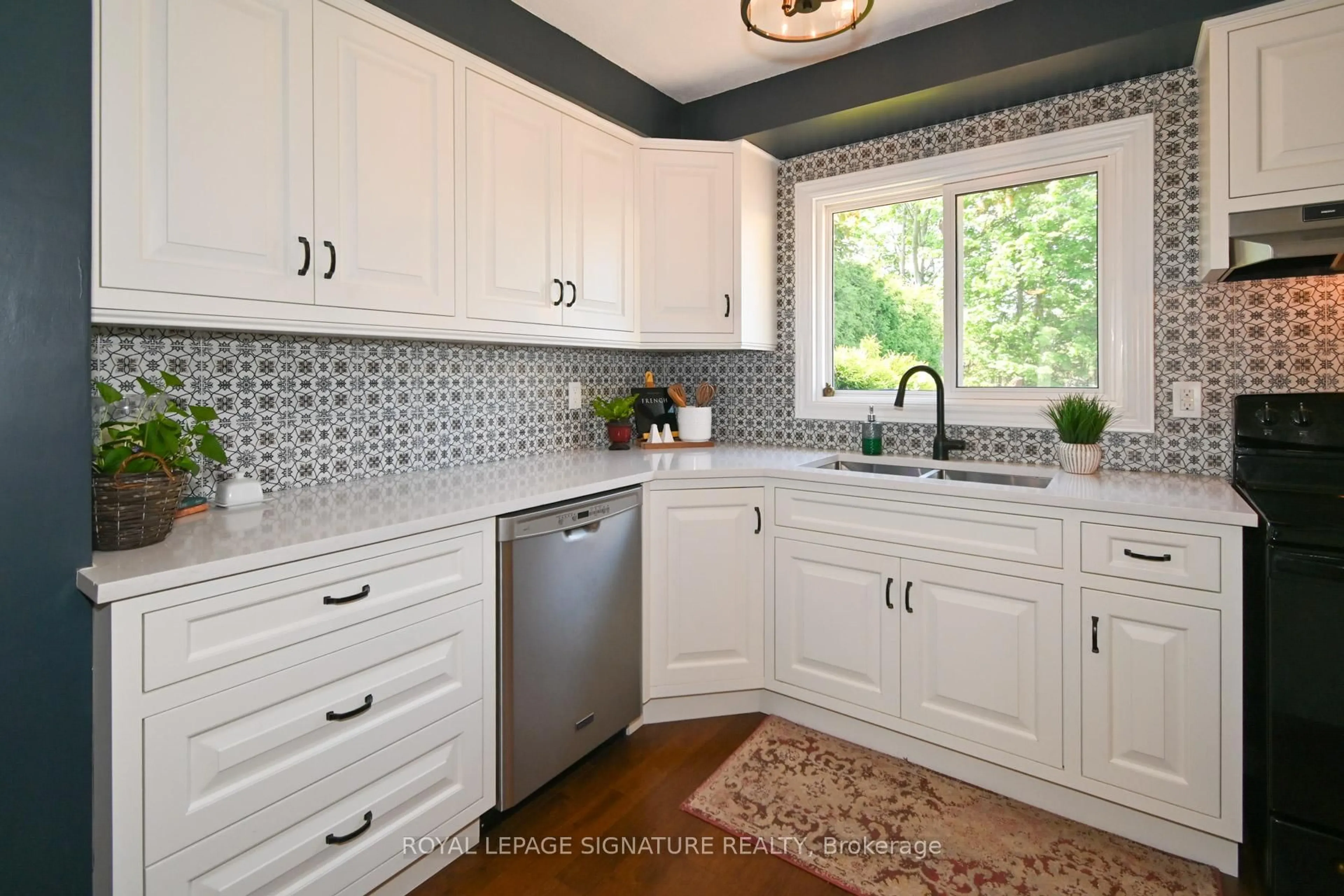 Contemporary kitchen, ceramic/tile floor for 830 Greenbriar Dr, Oshawa Ontario L1G 6G6