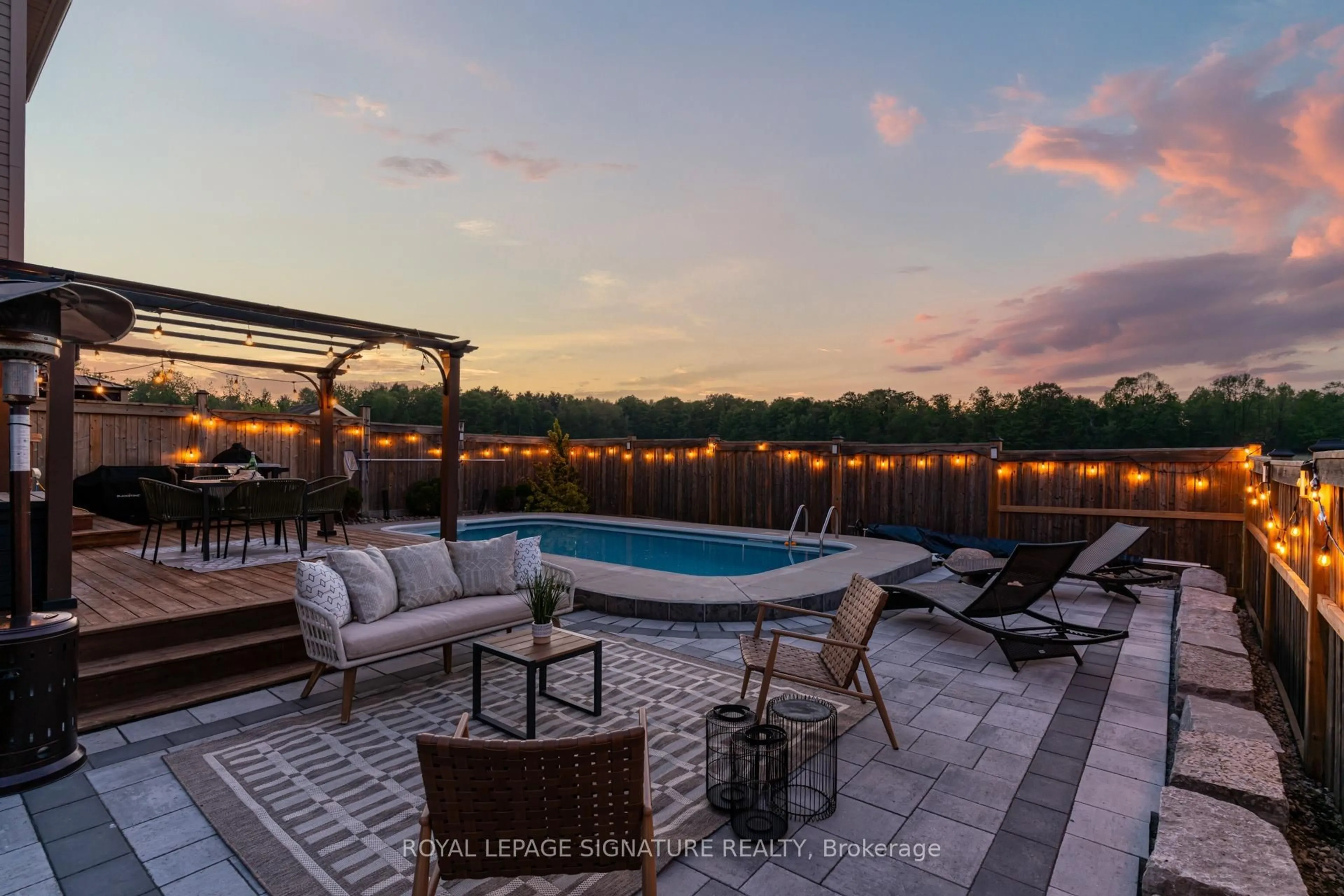 Patio, water/lake/river/ocean view for 60 Ross Wright Ave, Clarington Ontario L1C 3K7