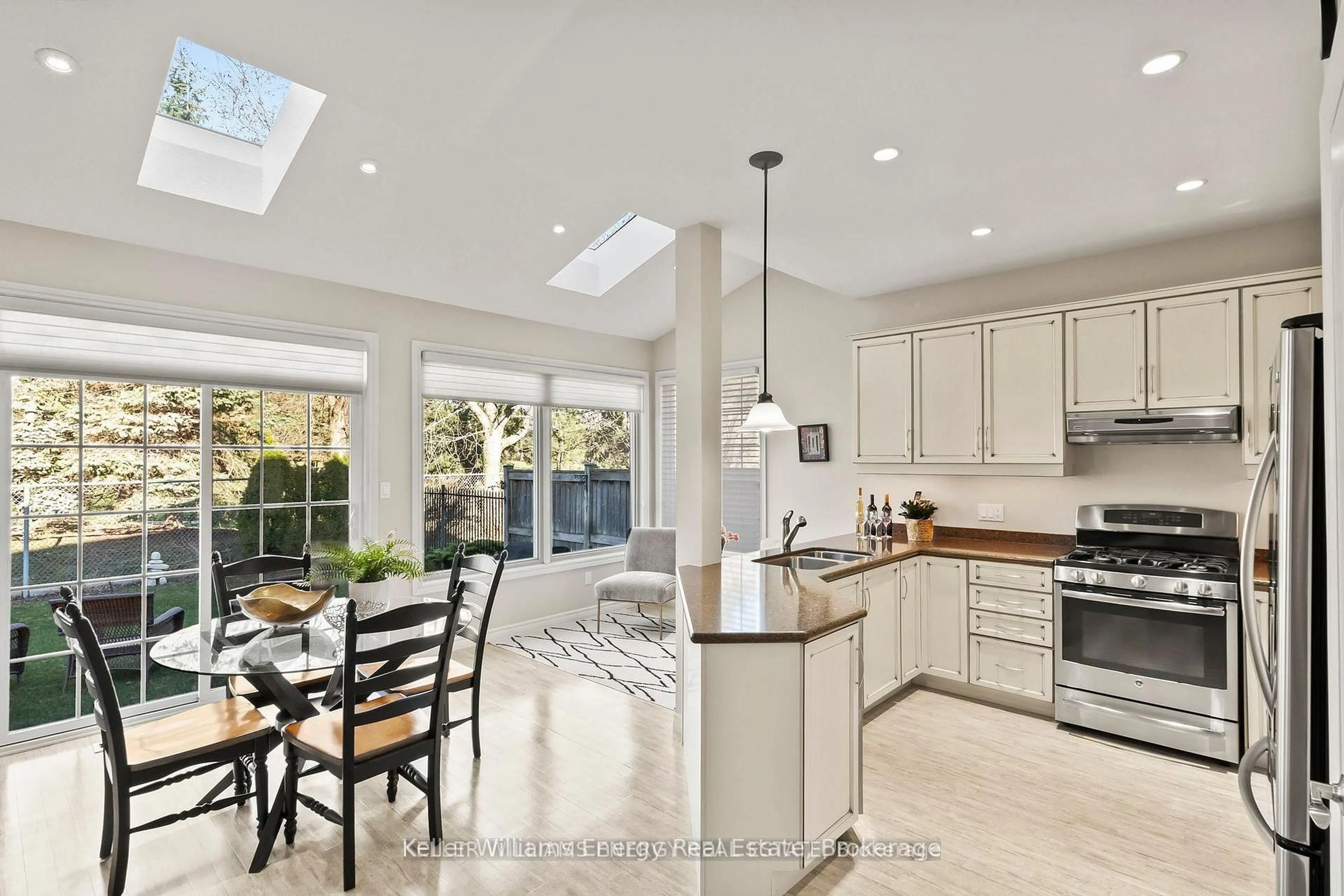 Contemporary kitchen, ceramic/tile floor for 2258 Pindar Cres, Oshawa Ontario L1L 0C6