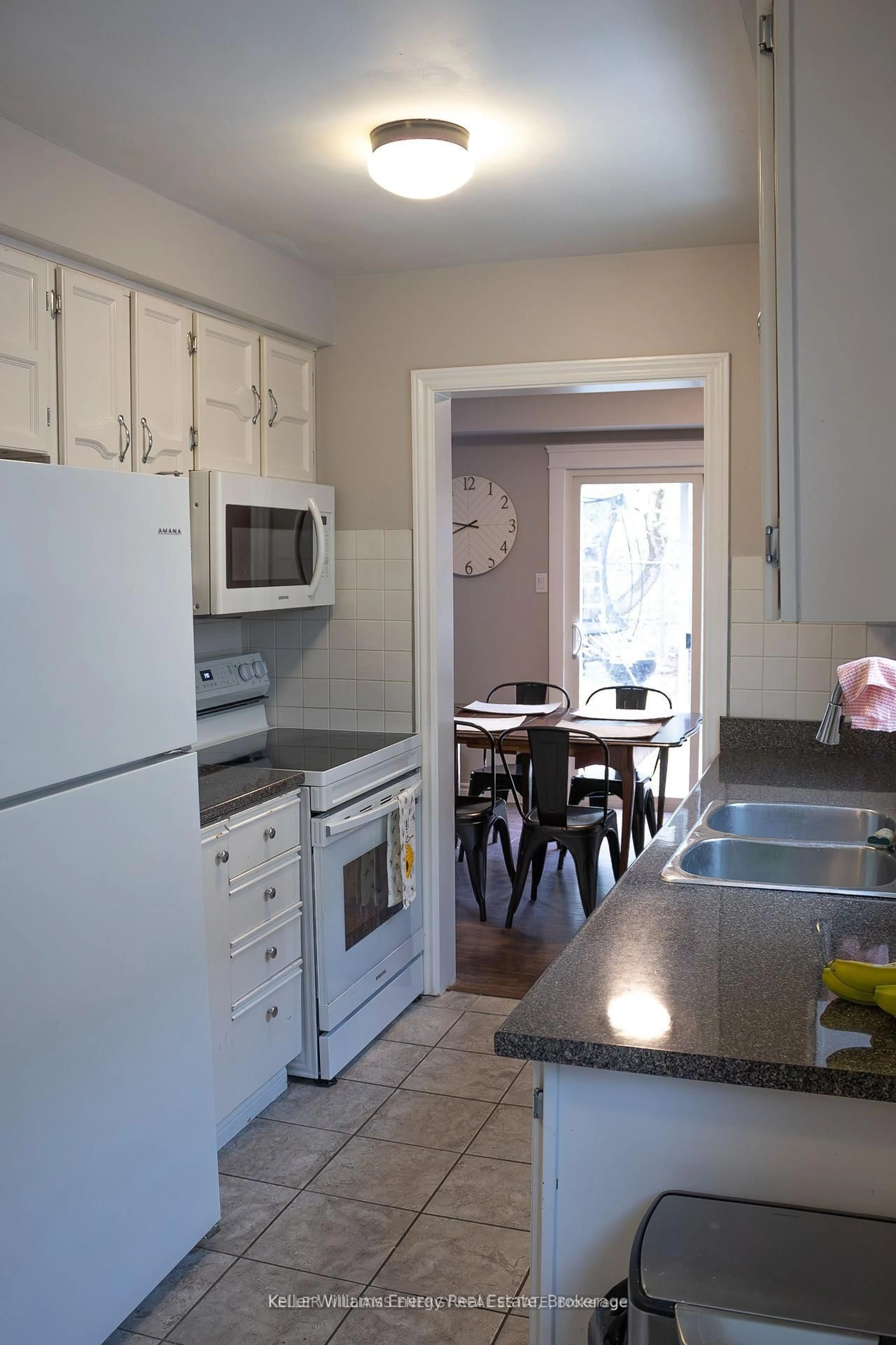 Standard kitchen, unknown for 683 Grandview Dr, Oshawa Ontario L1H 7V9