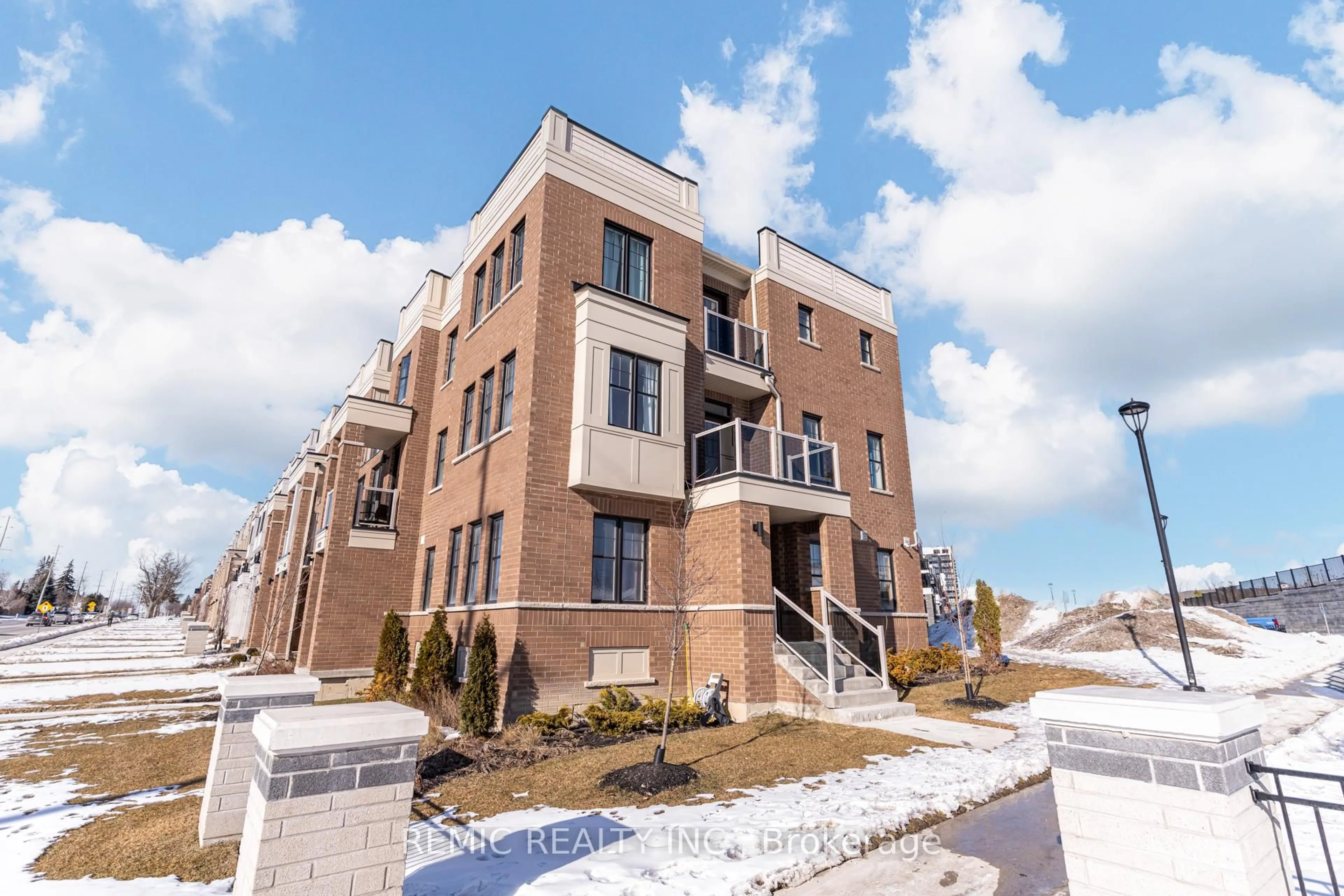 Home with brick exterior material, street for 1423 Green Rd, Clarington Ontario L1C 7E8