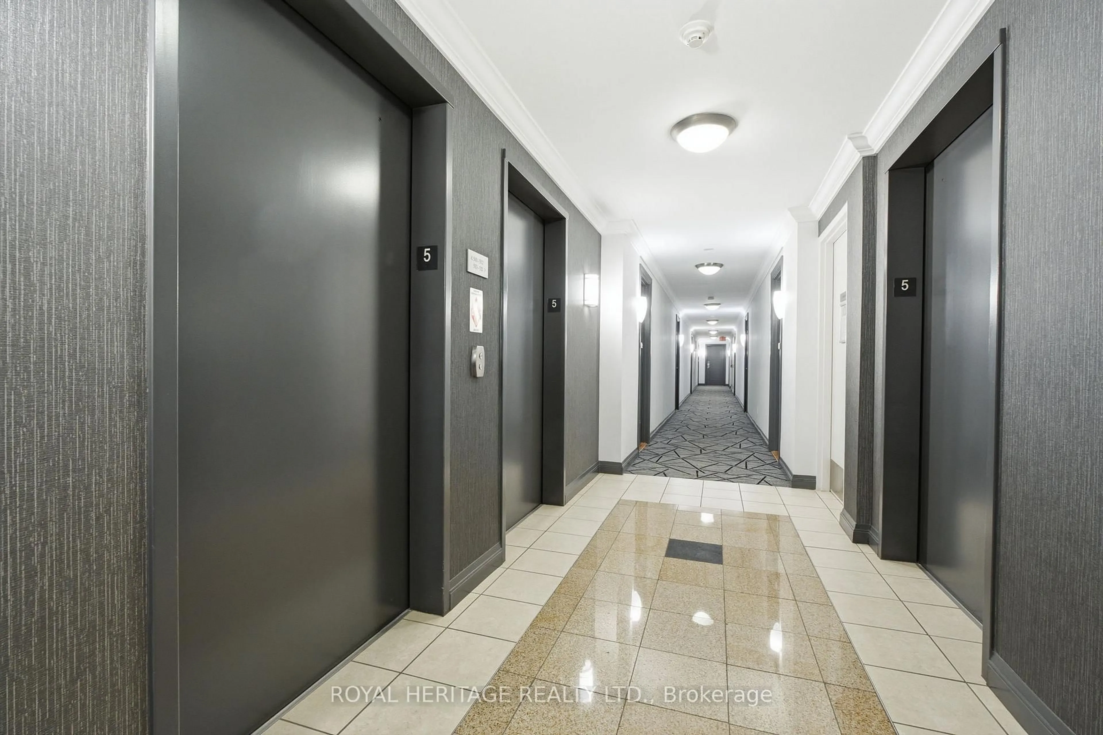 Indoor foyer for 1200 The Esplanade #501, Pickering Ontario L1V 6V3