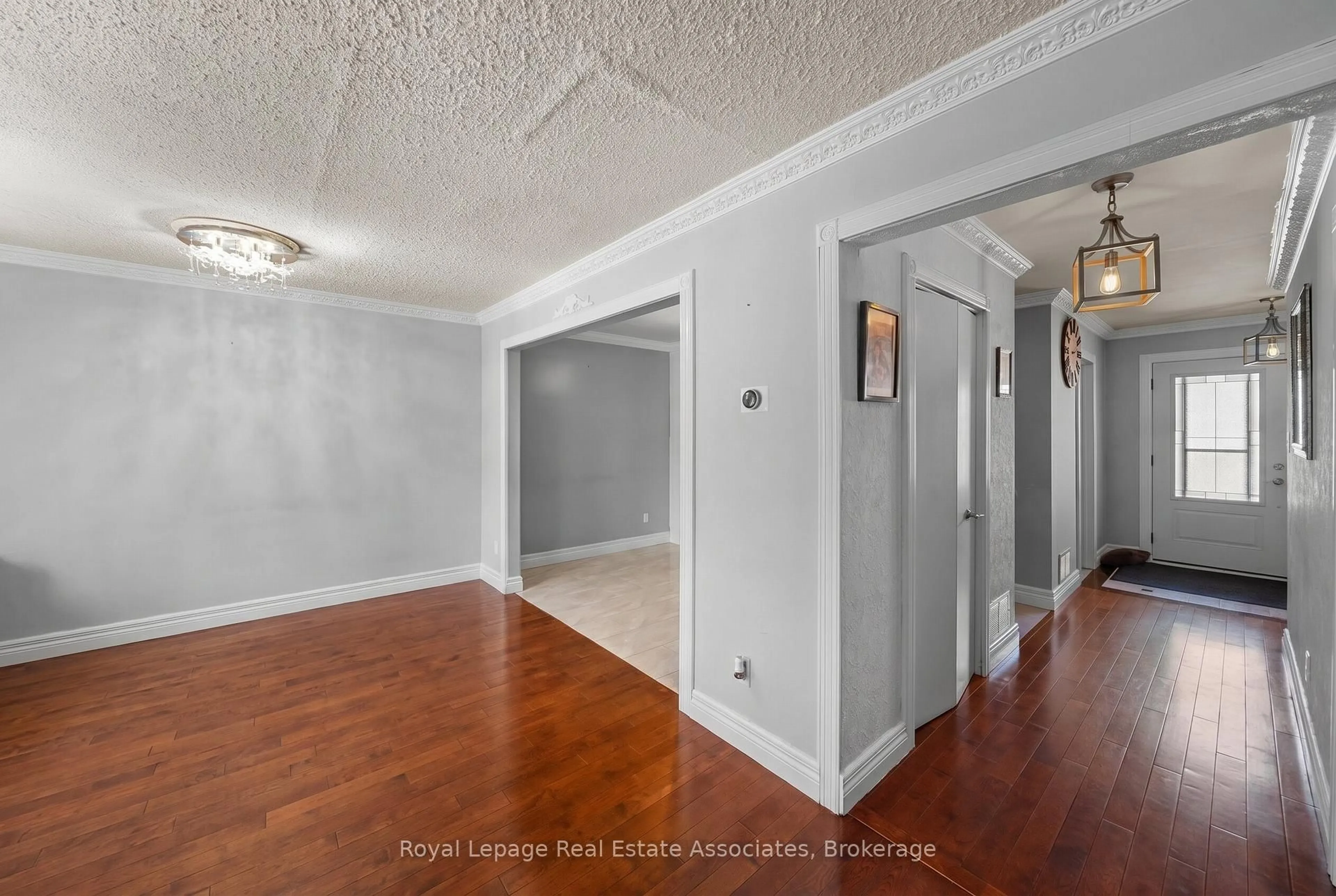 A pic of a room for 95 Quantrell Tr, Toronto Ontario M1B 1L7