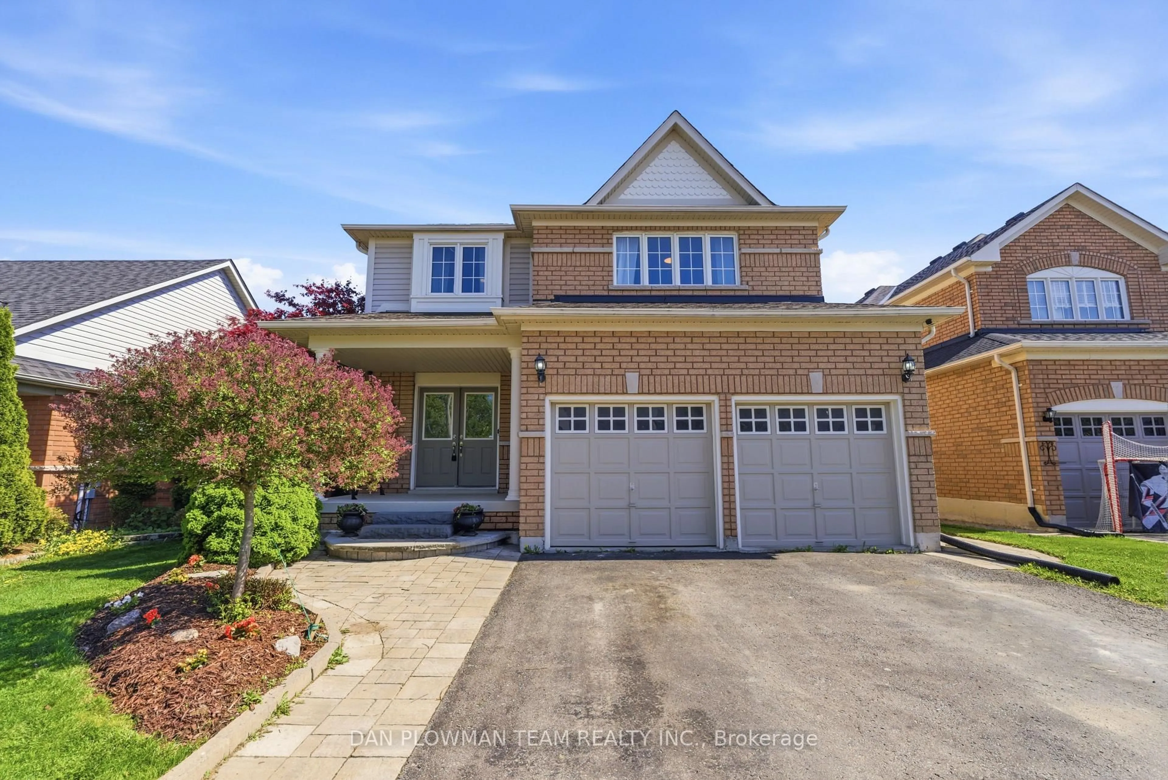 Home with brick exterior material, street for 27 Hockley Ave, Clarington Ontario L1C 5P2