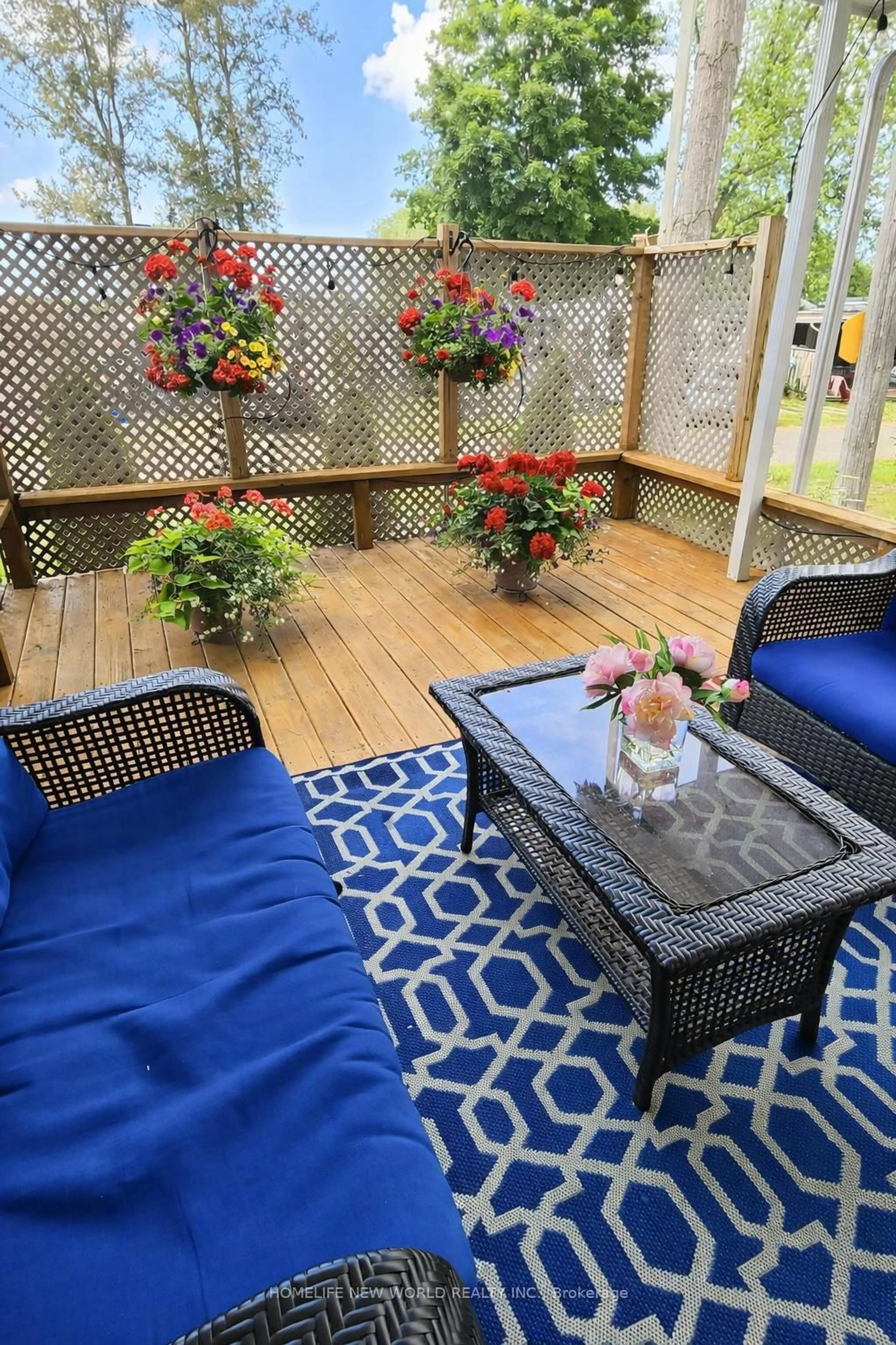 Patio, water/lake/river/ocean view for 225 Platten Blvd #484, Scugog Ontario L9L 1B4