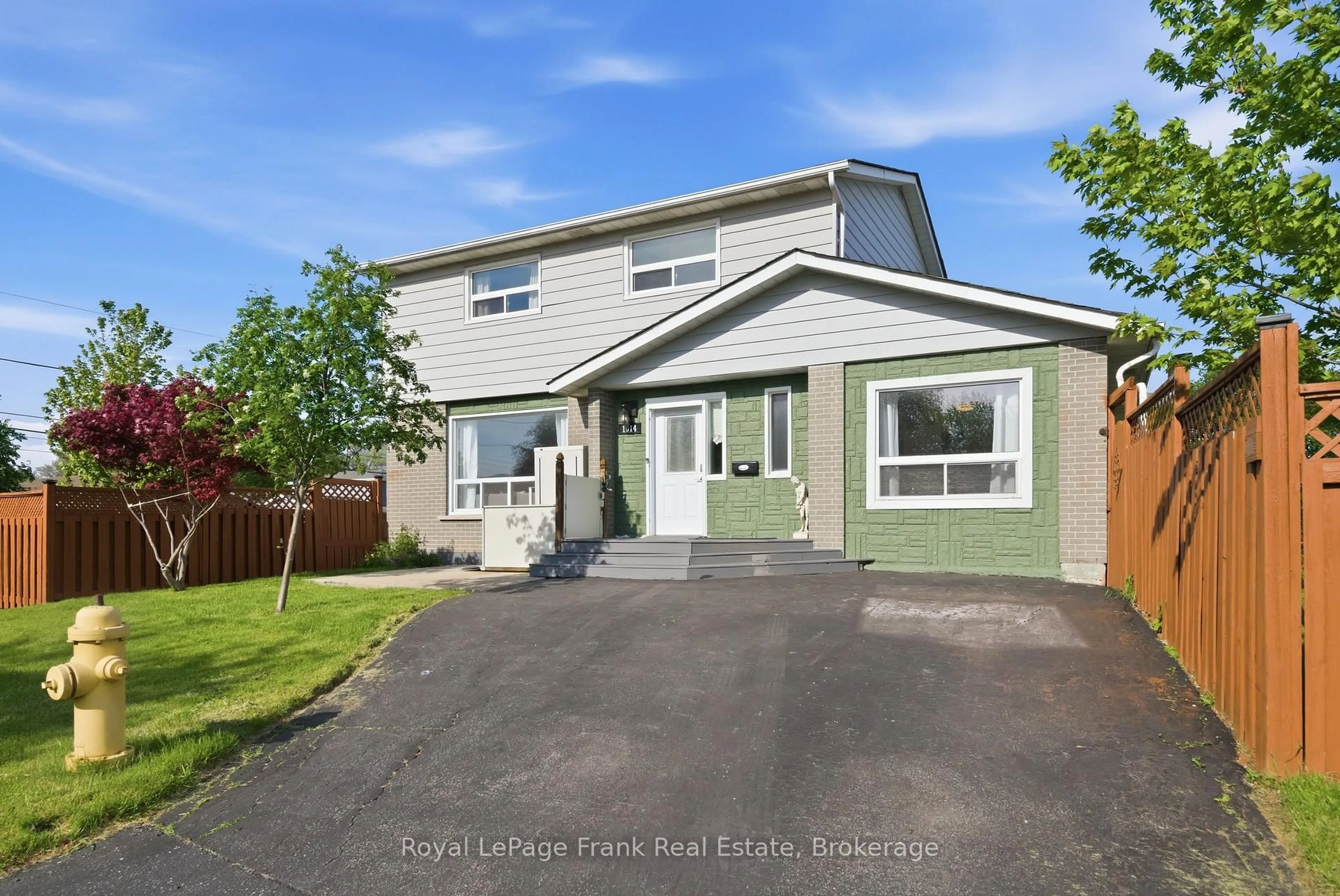 Unknown for 1014 Vistula Dr, Pickering Ontario L1W 2L9