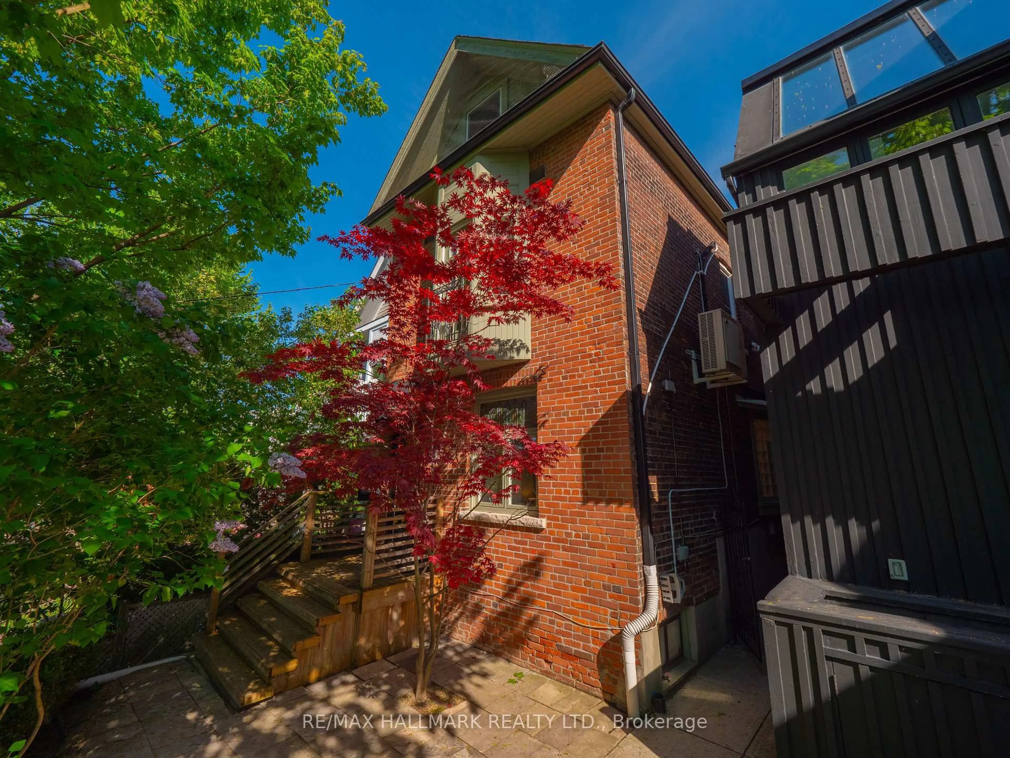 Unknown for 4 Albemarle Ave, Toronto Ontario M4K 1H7
