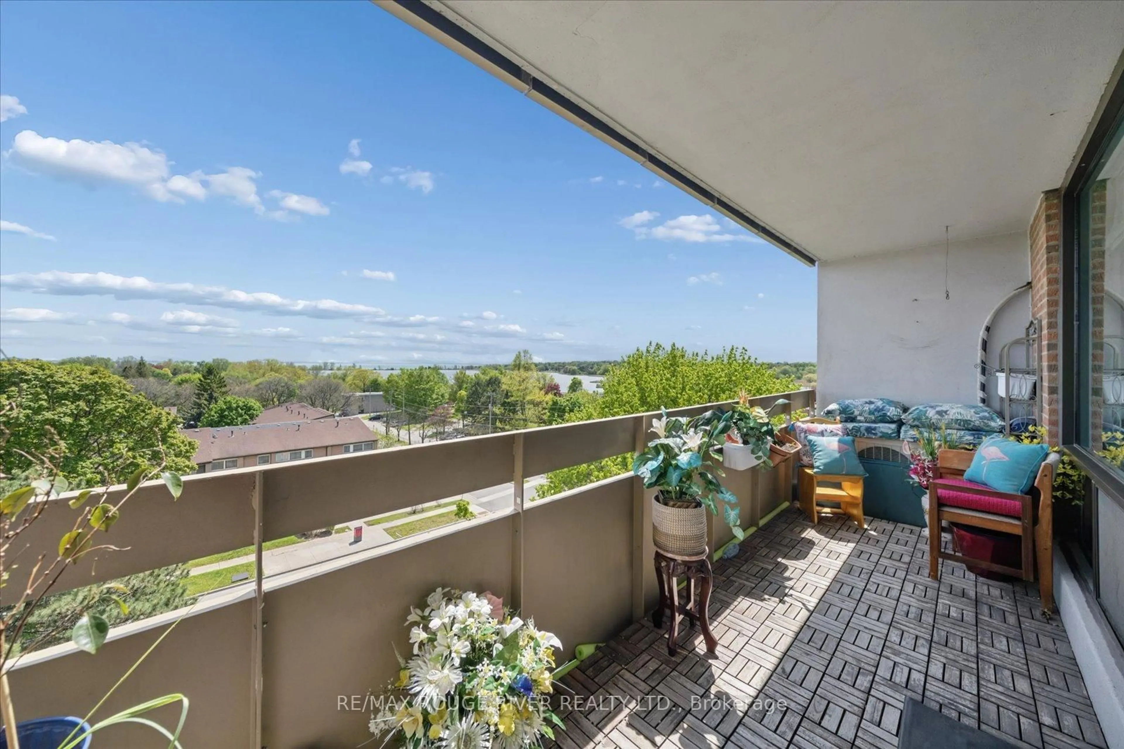 Balcony in the apartment, water/lake/river/ocean view for 1210 Radom St #608, Pickering Ontario L1W 2Z3