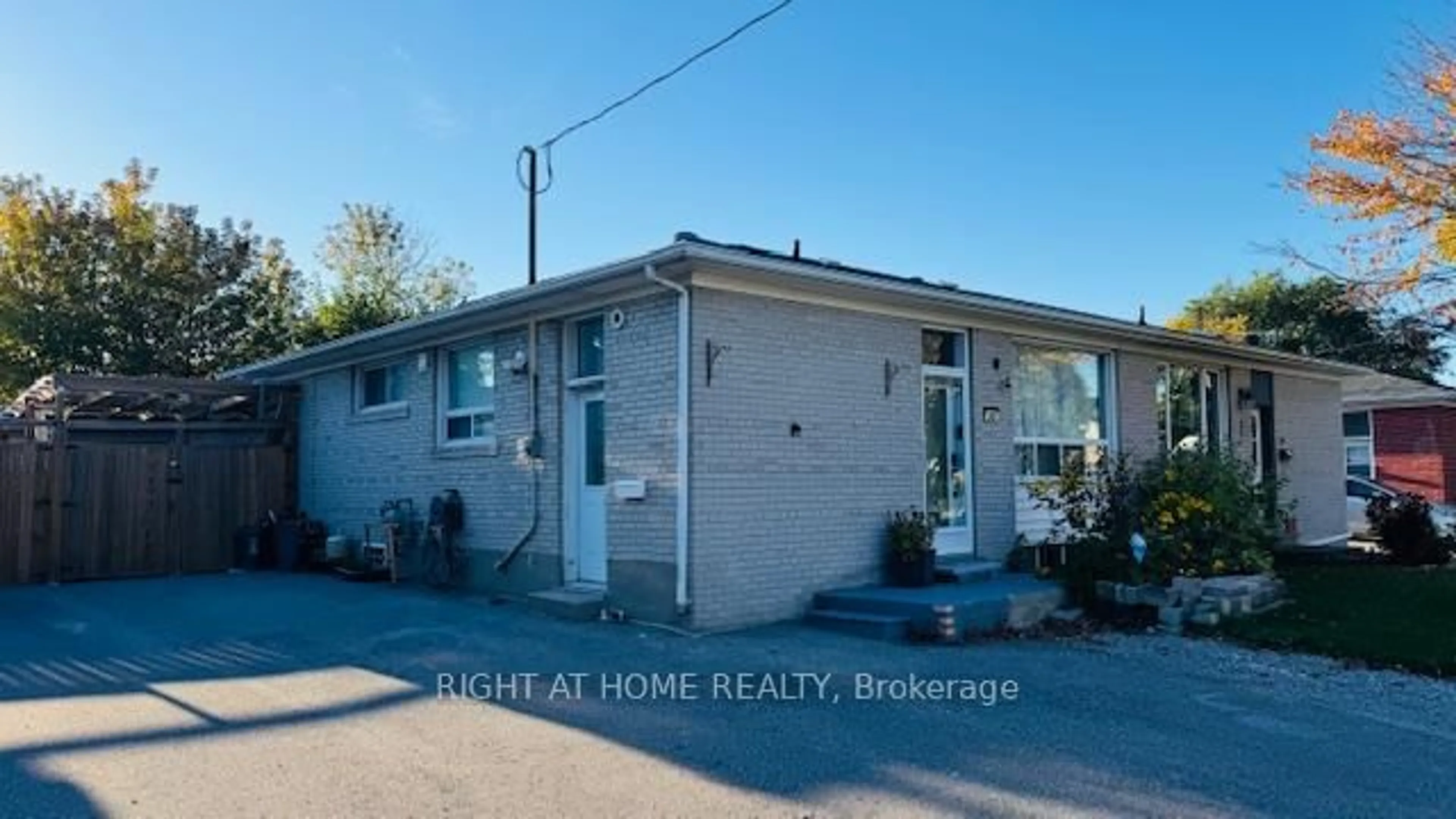 Unknown for 306 Rosedale Dr, Whitby Ontario L1N 1Z3